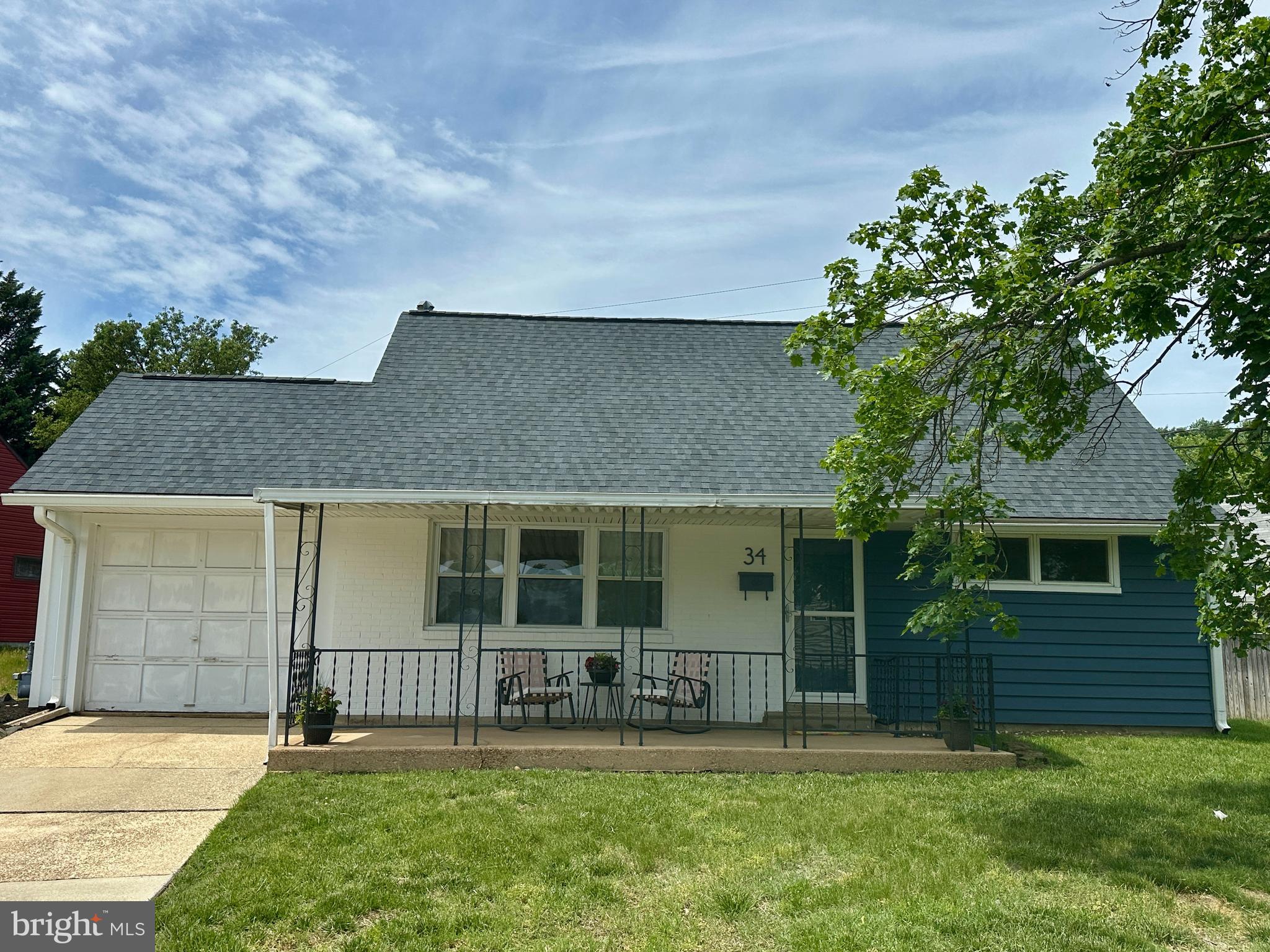 34 THOMAS ROAD