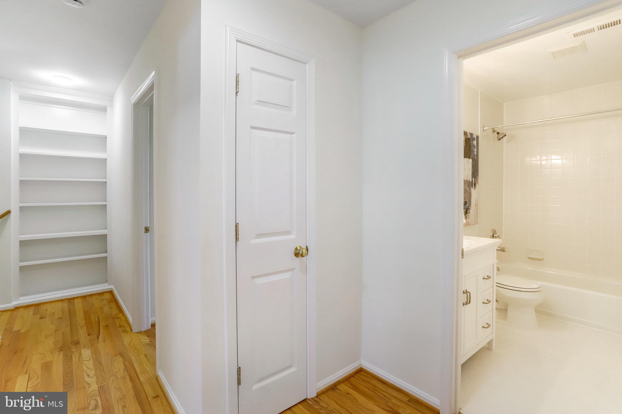 ARLINGTON - Residential