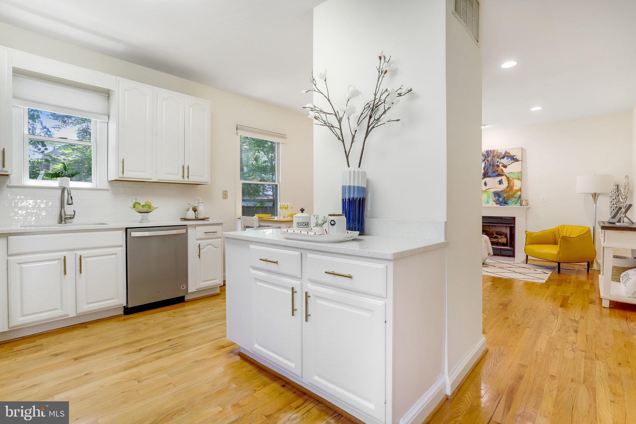 ARLINGTON - Residential