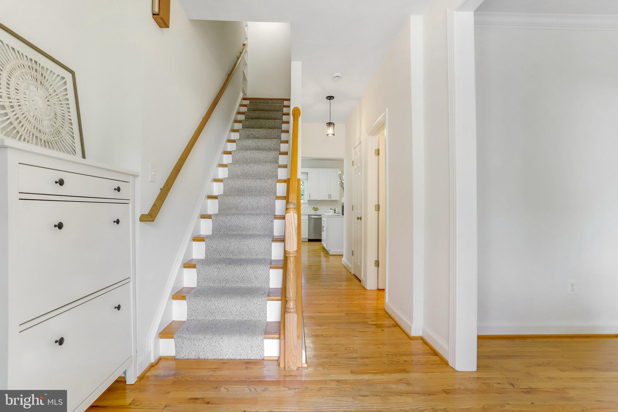 ARLINGTON - Residential