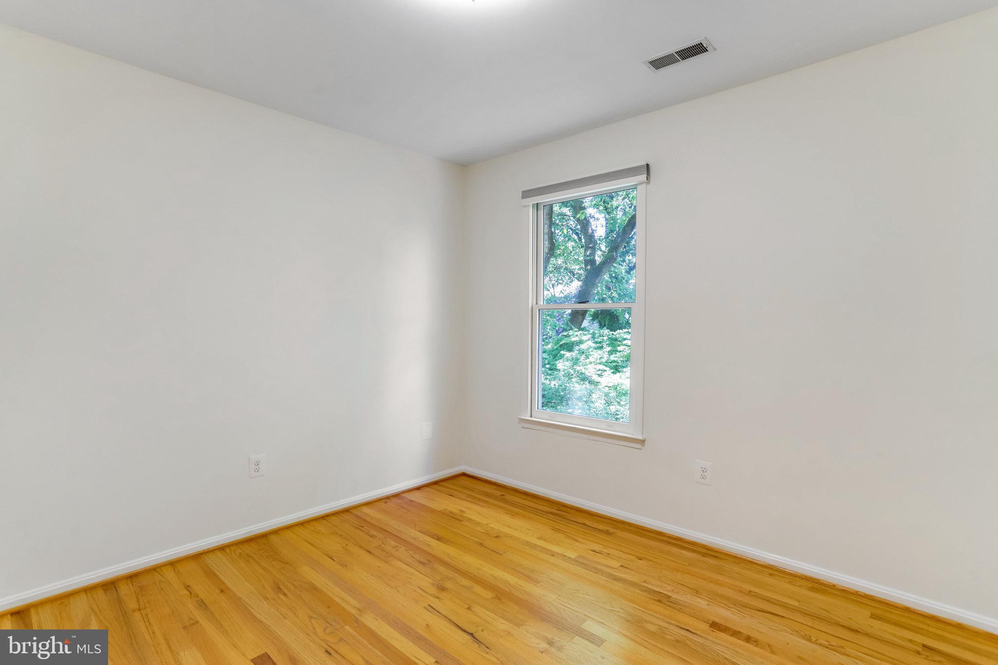 ARLINGTON - Residential