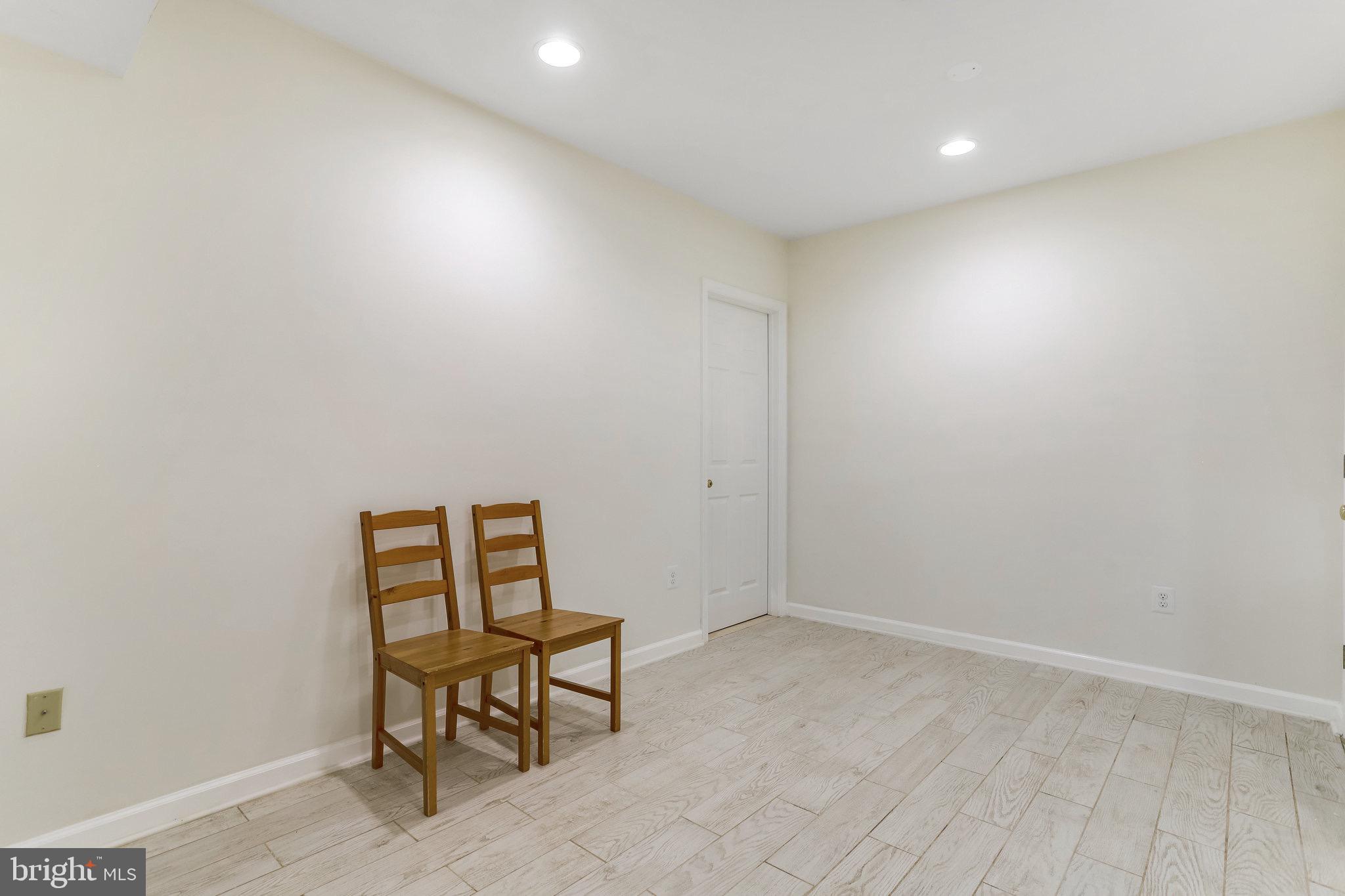 ARLINGTON - Residential