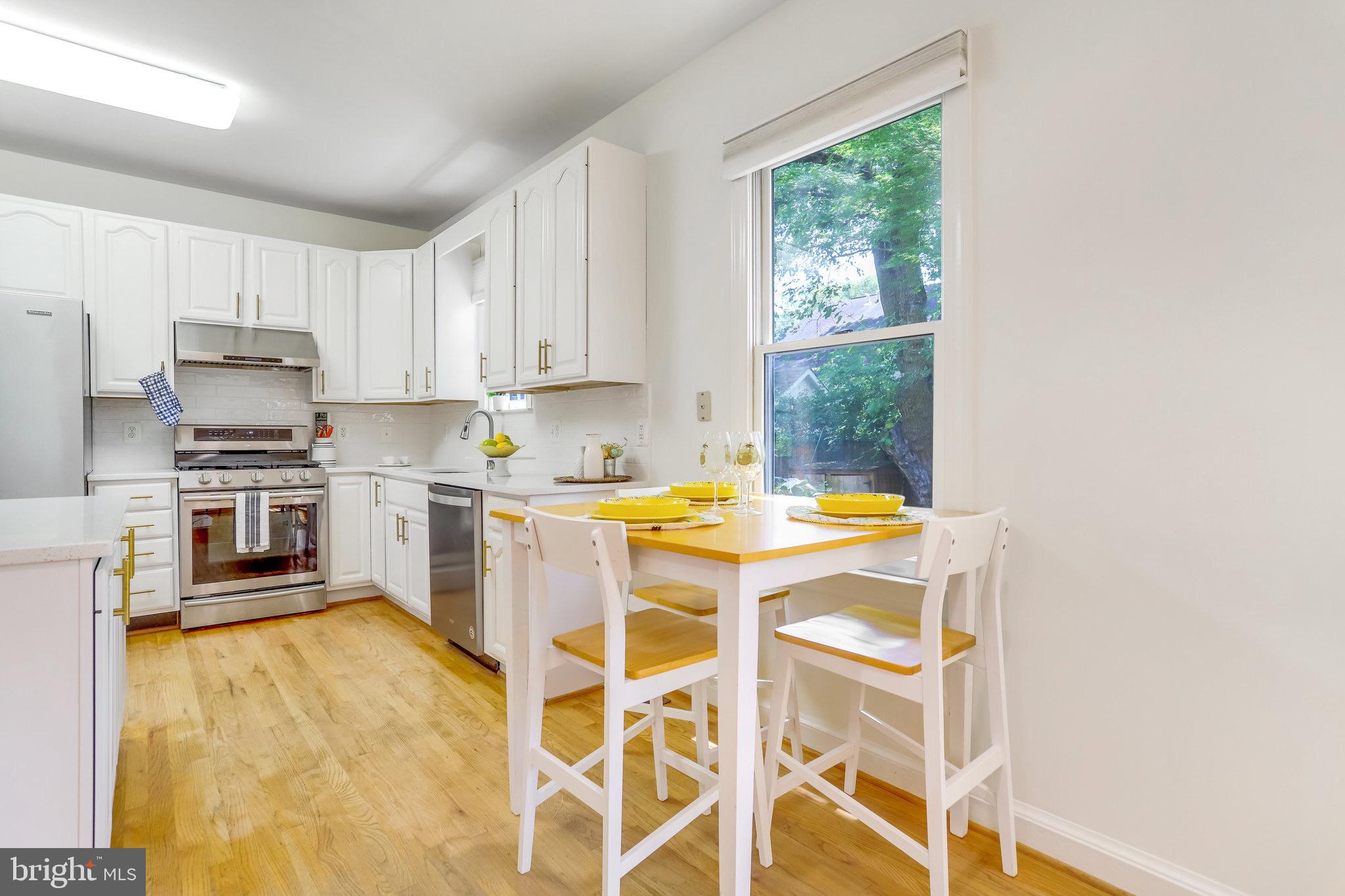 ARLINGTON - Residential