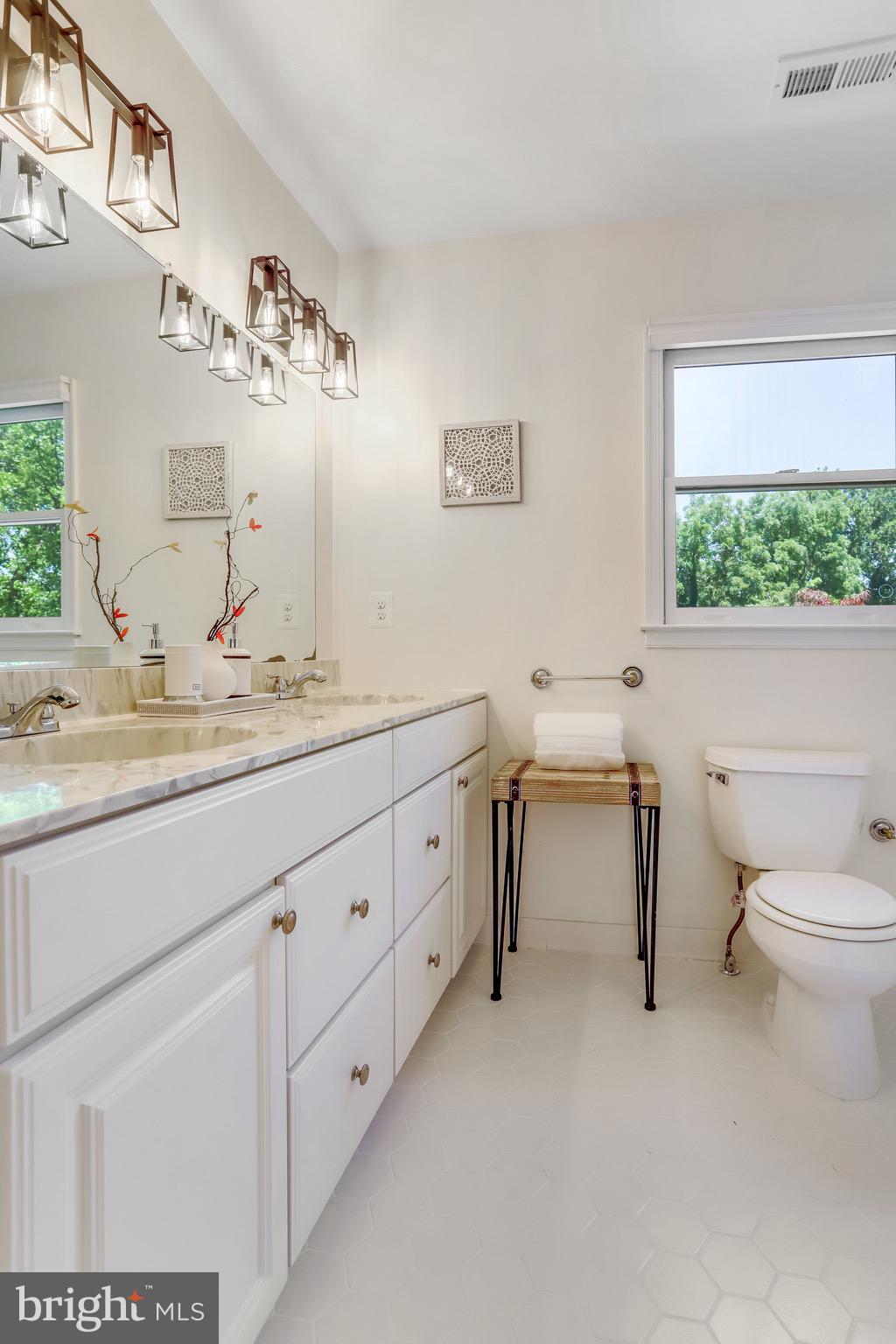 ARLINGTON - Residential