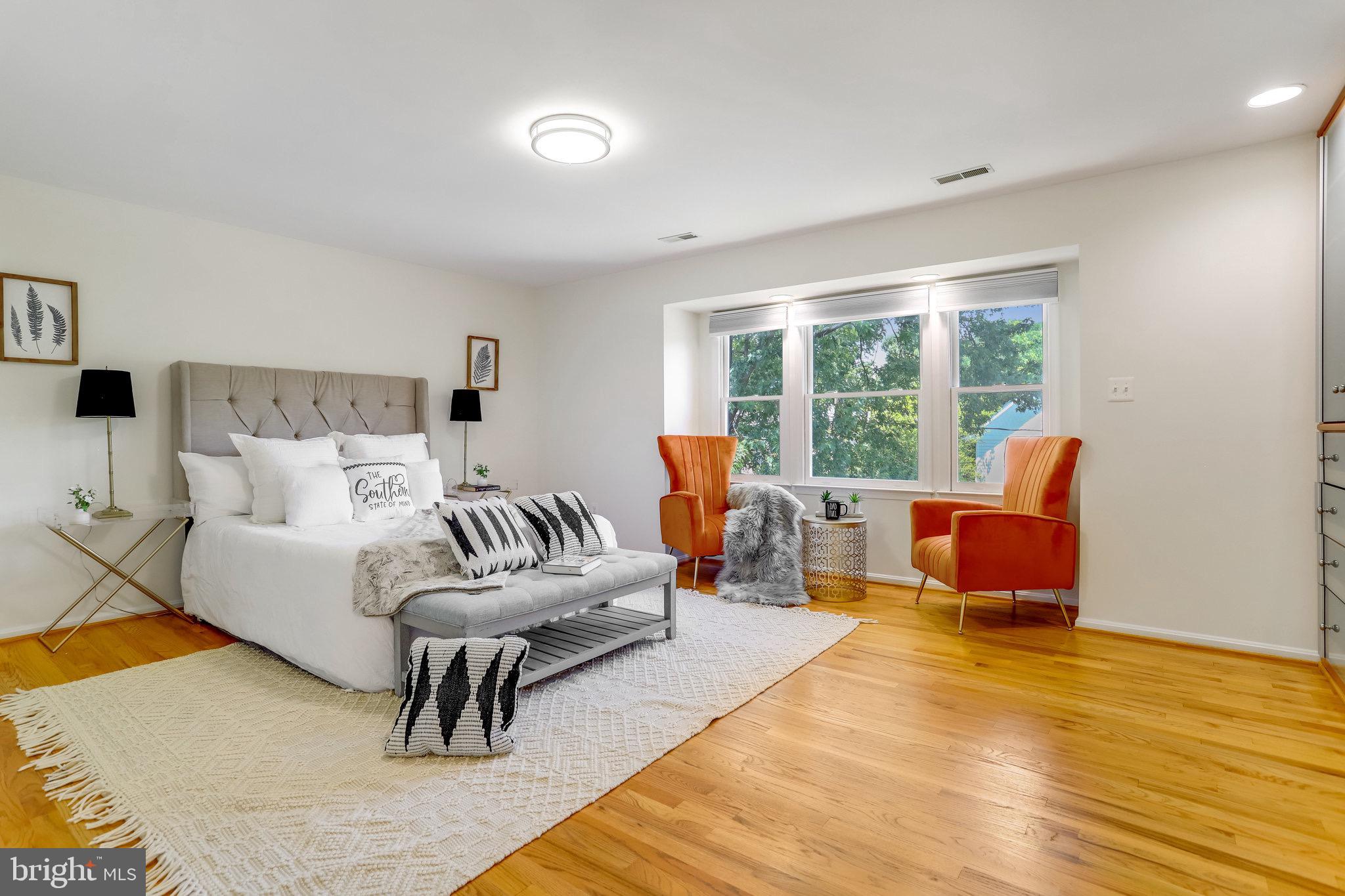 ARLINGTON - Residential