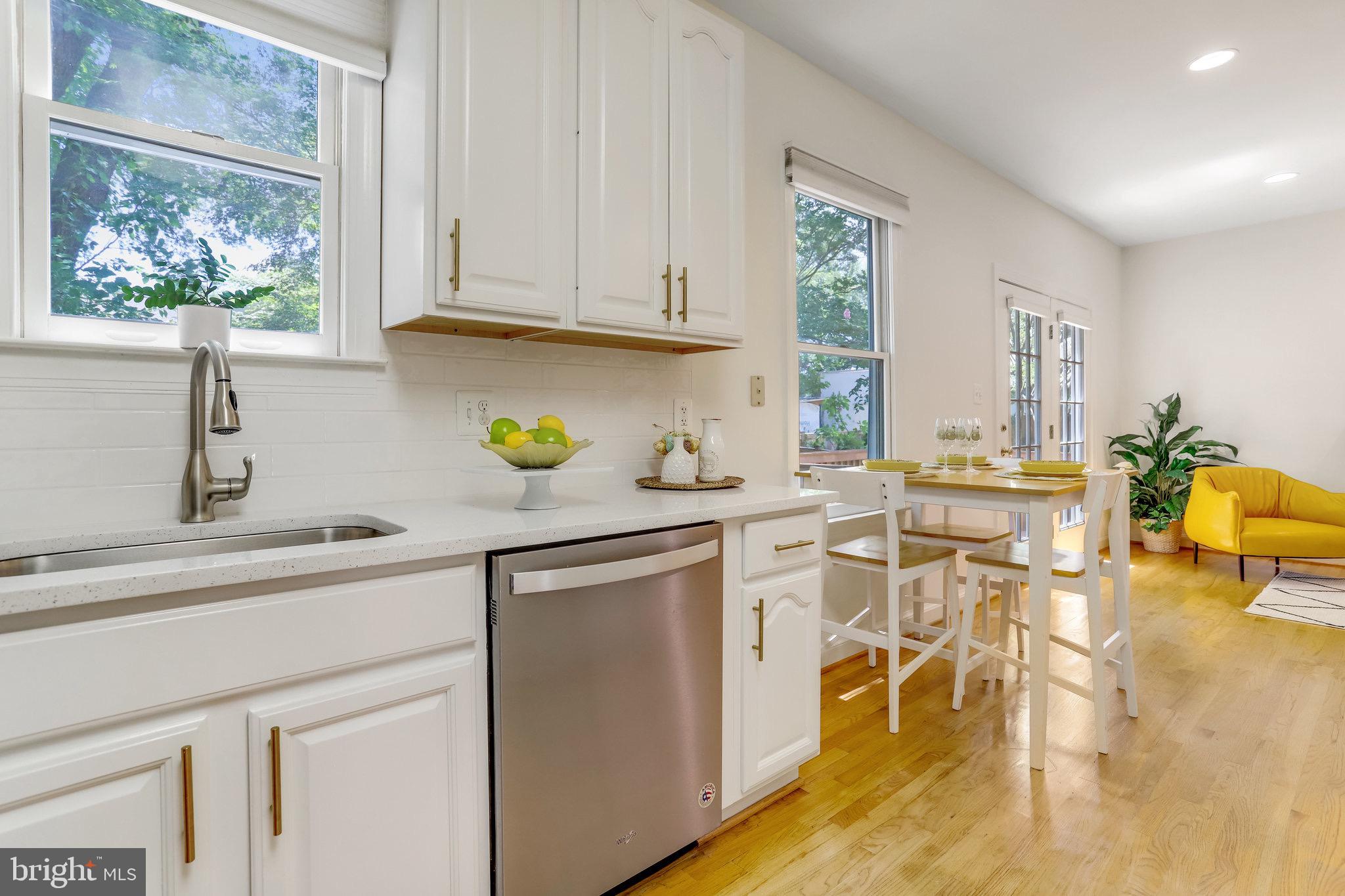 ARLINGTON - Residential