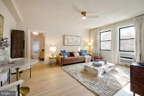 3100 Connecticut Avenue NW Unit 327, Washington, DC 20008 - MLS#: DCDC2190150