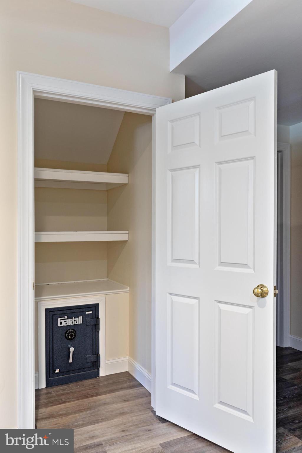 HIDDEN GLEN - Residential