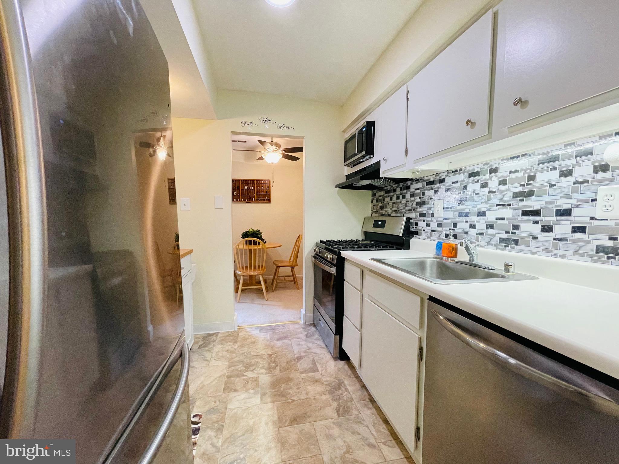 ROCKLAND RUN - Residential