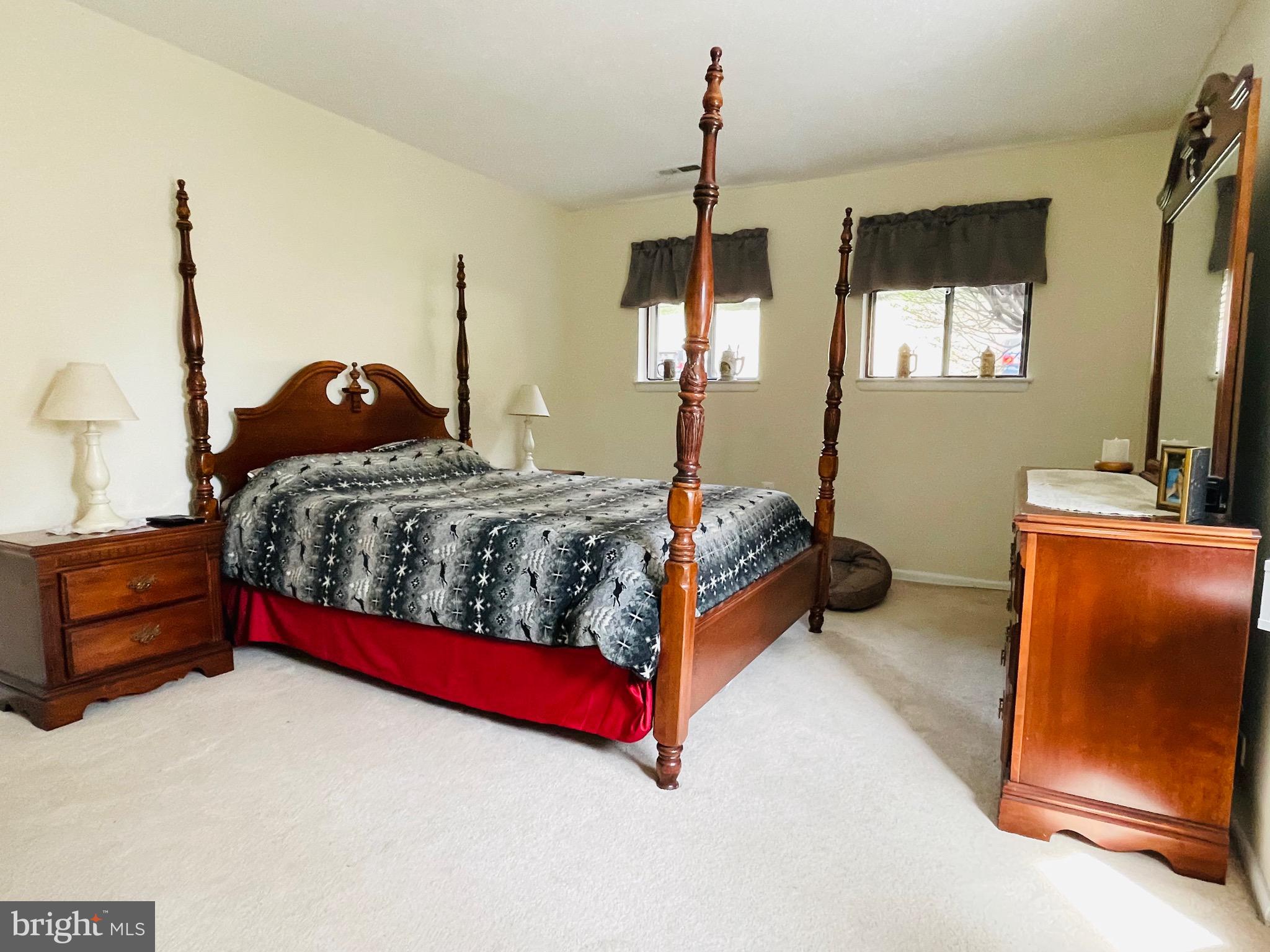 ROCKLAND RUN - Residential