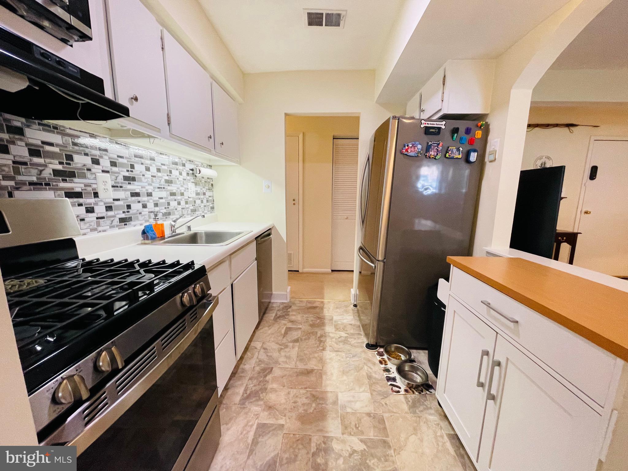 ROCKLAND RUN - Residential