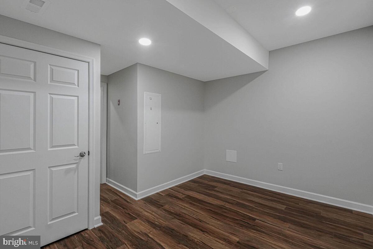 AUTUMN HILLS - Residential