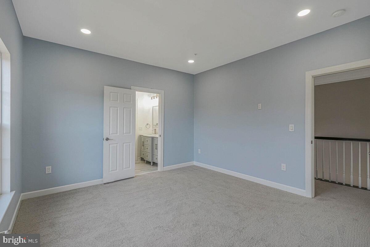 AUTUMN HILLS - Residential