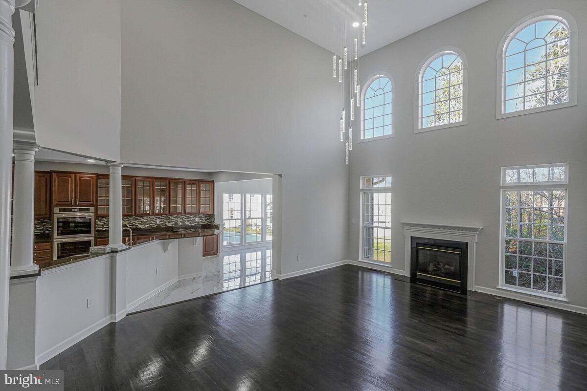 AUTUMN HILLS - Residential