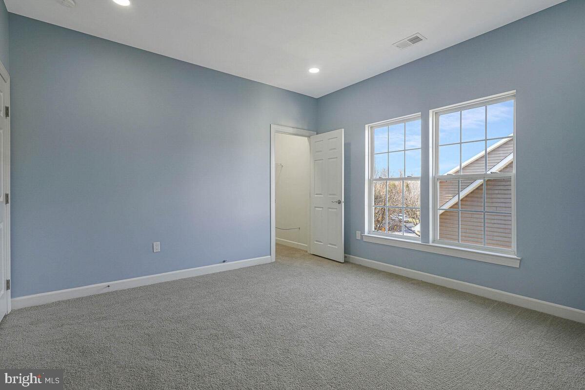 AUTUMN HILLS - Residential