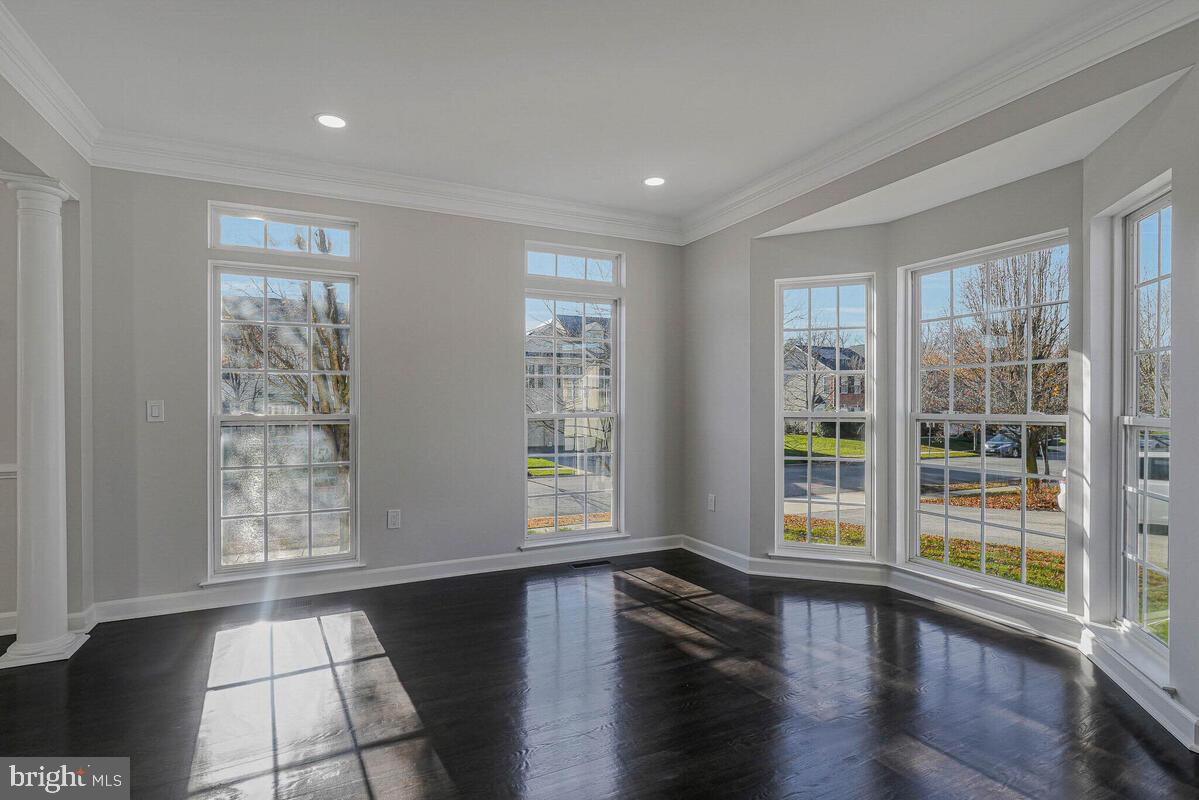 10818 CONSTITUTION DRIVE