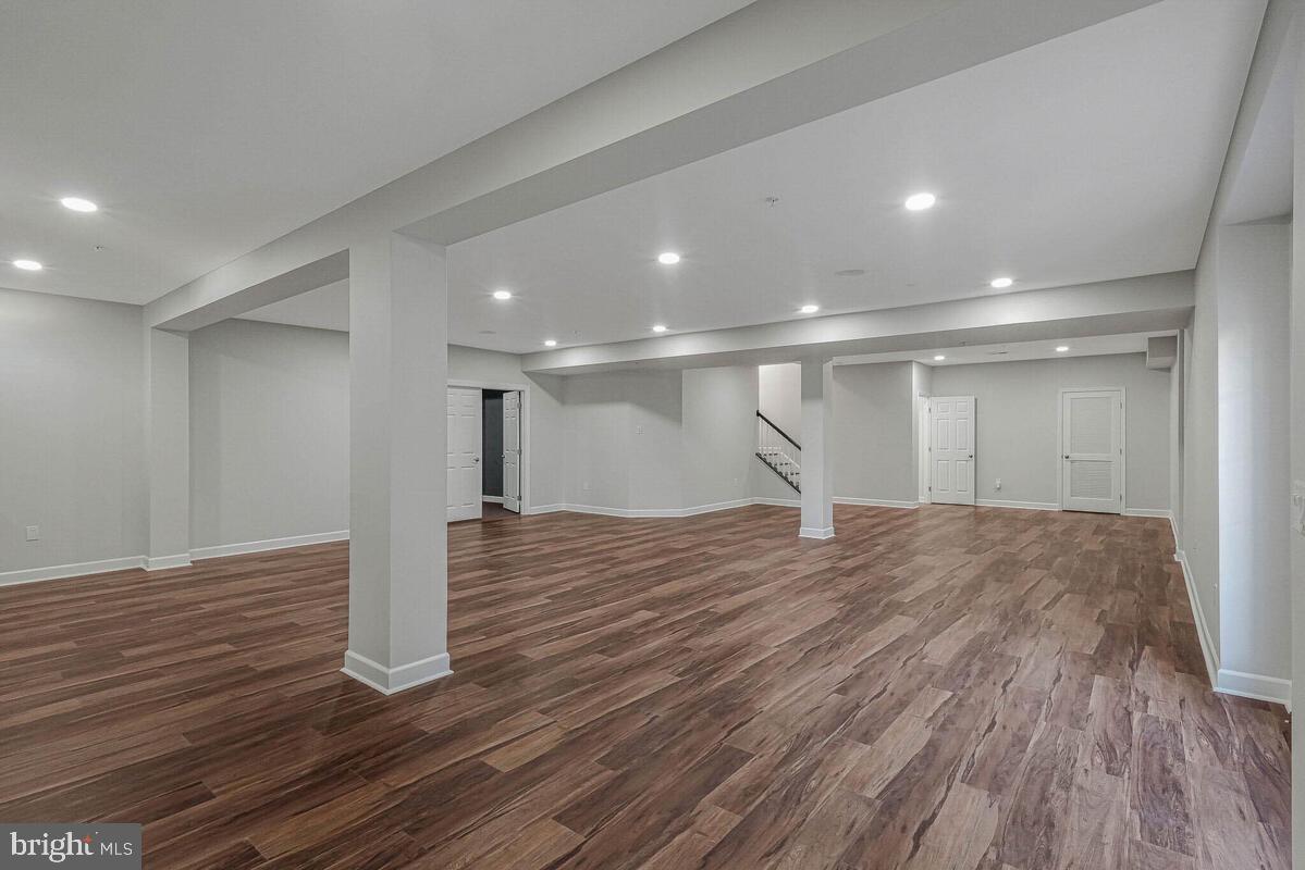 AUTUMN HILLS - Residential