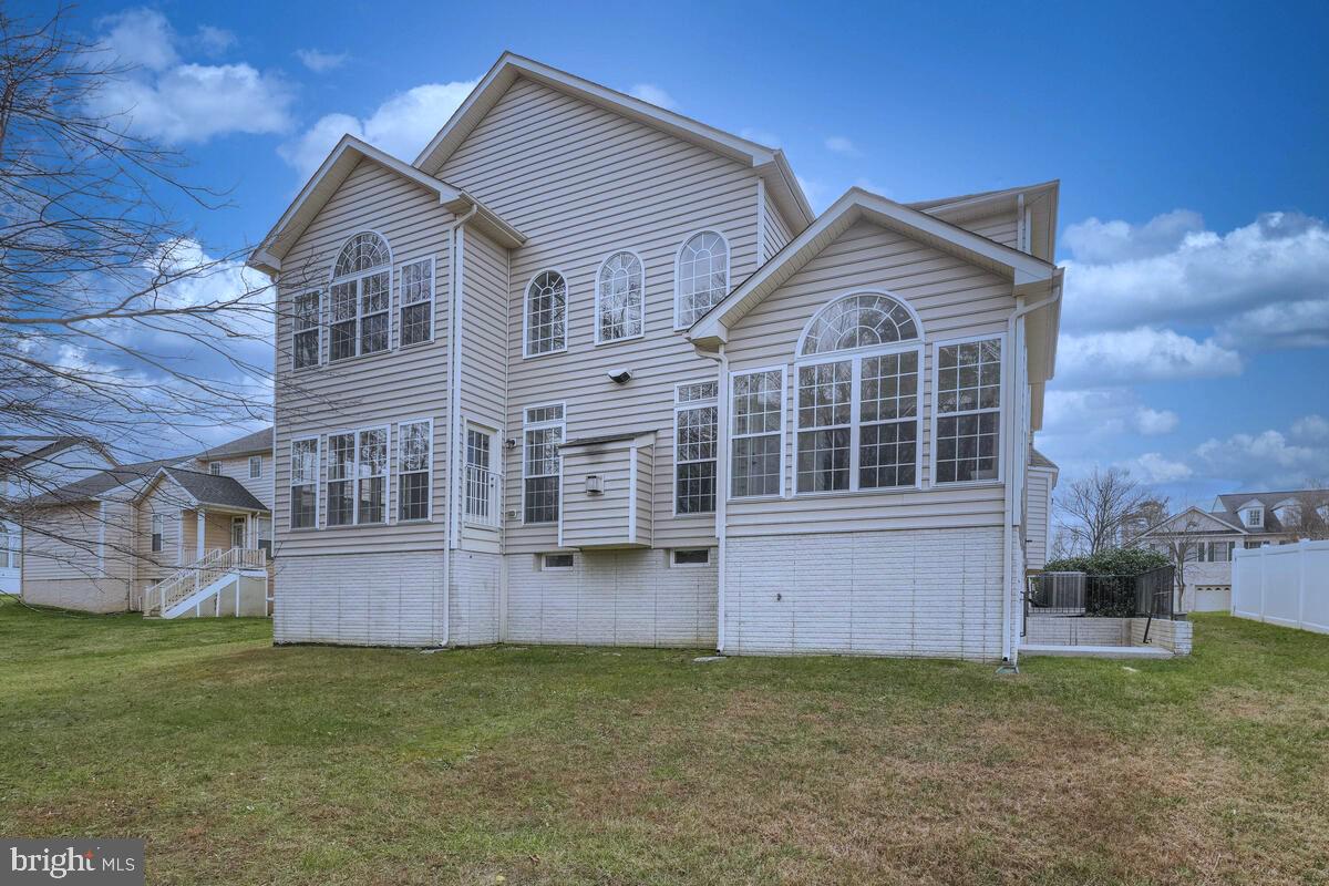 AUTUMN HILLS - Residential