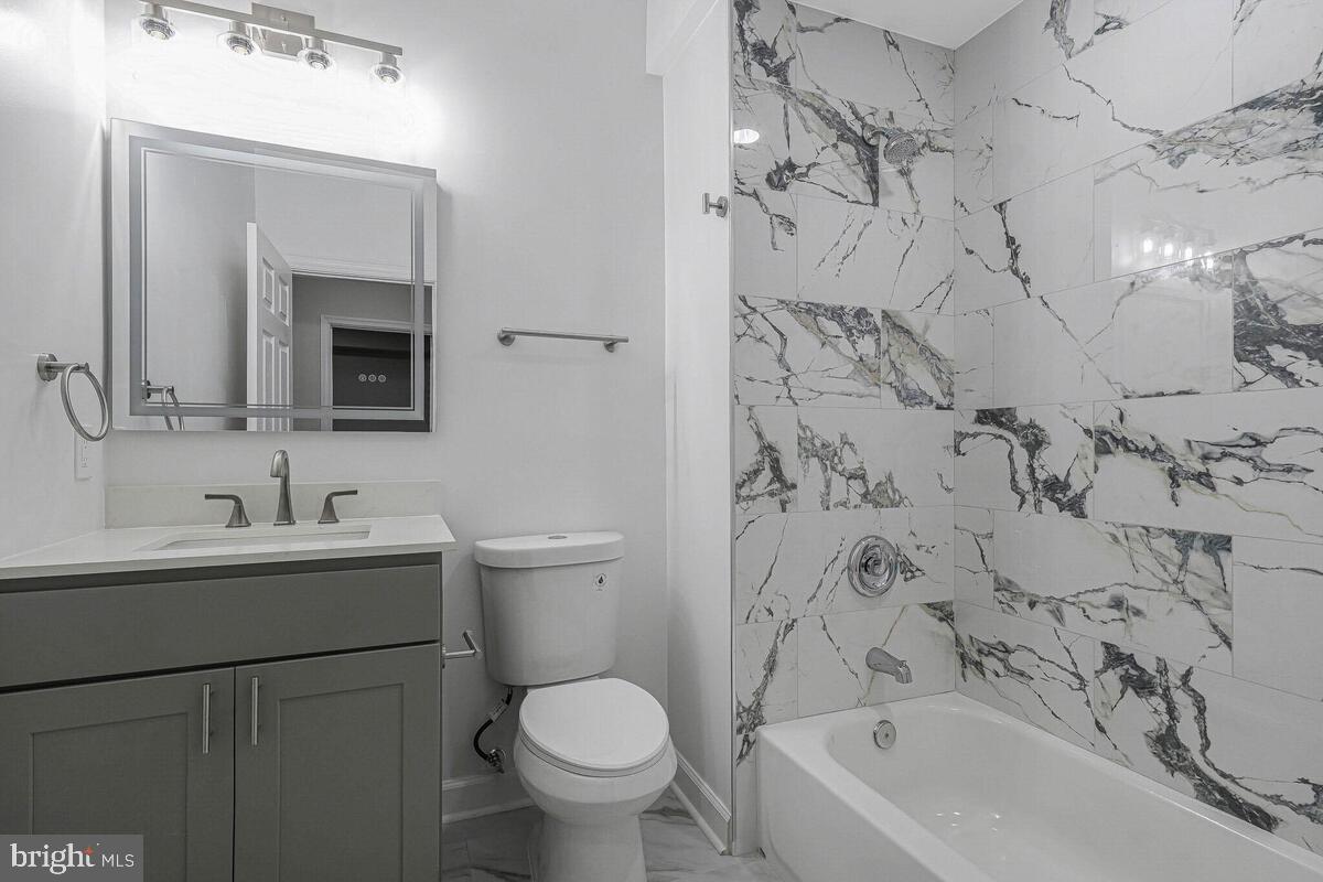 AUTUMN HILLS - Residential