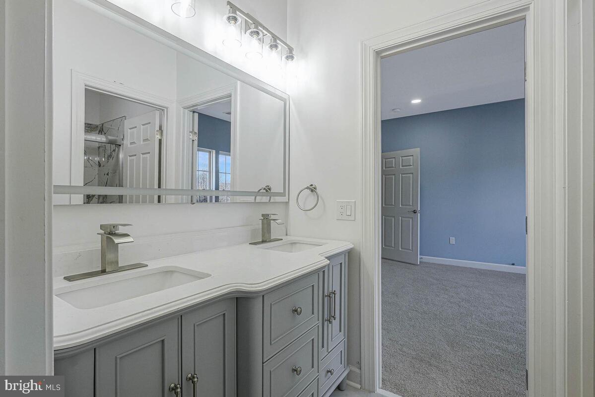 AUTUMN HILLS - Residential