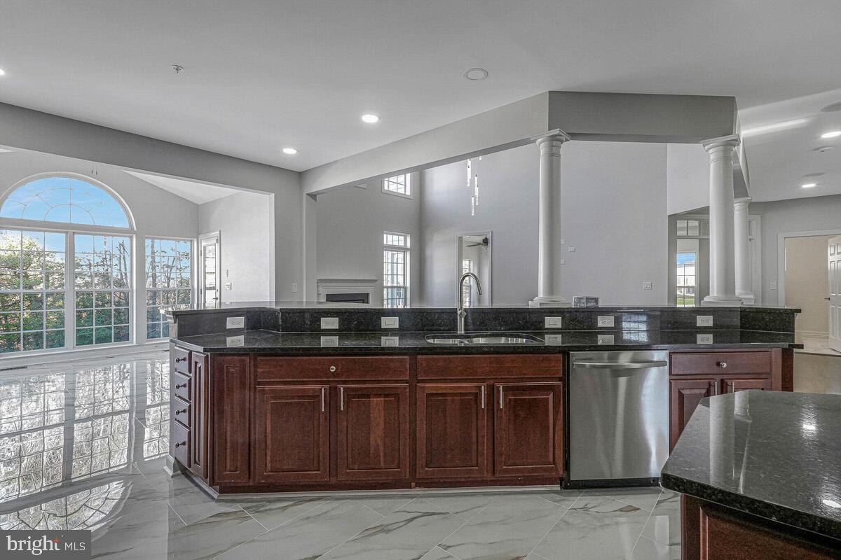 AUTUMN HILLS - Residential