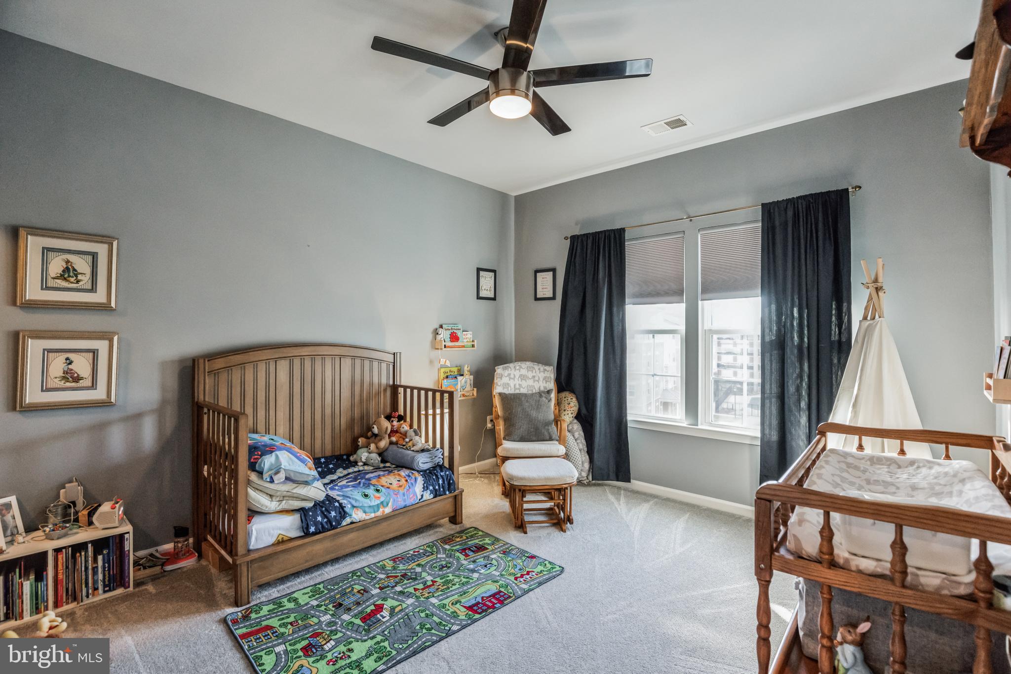 GREENBELT STATION - Residential