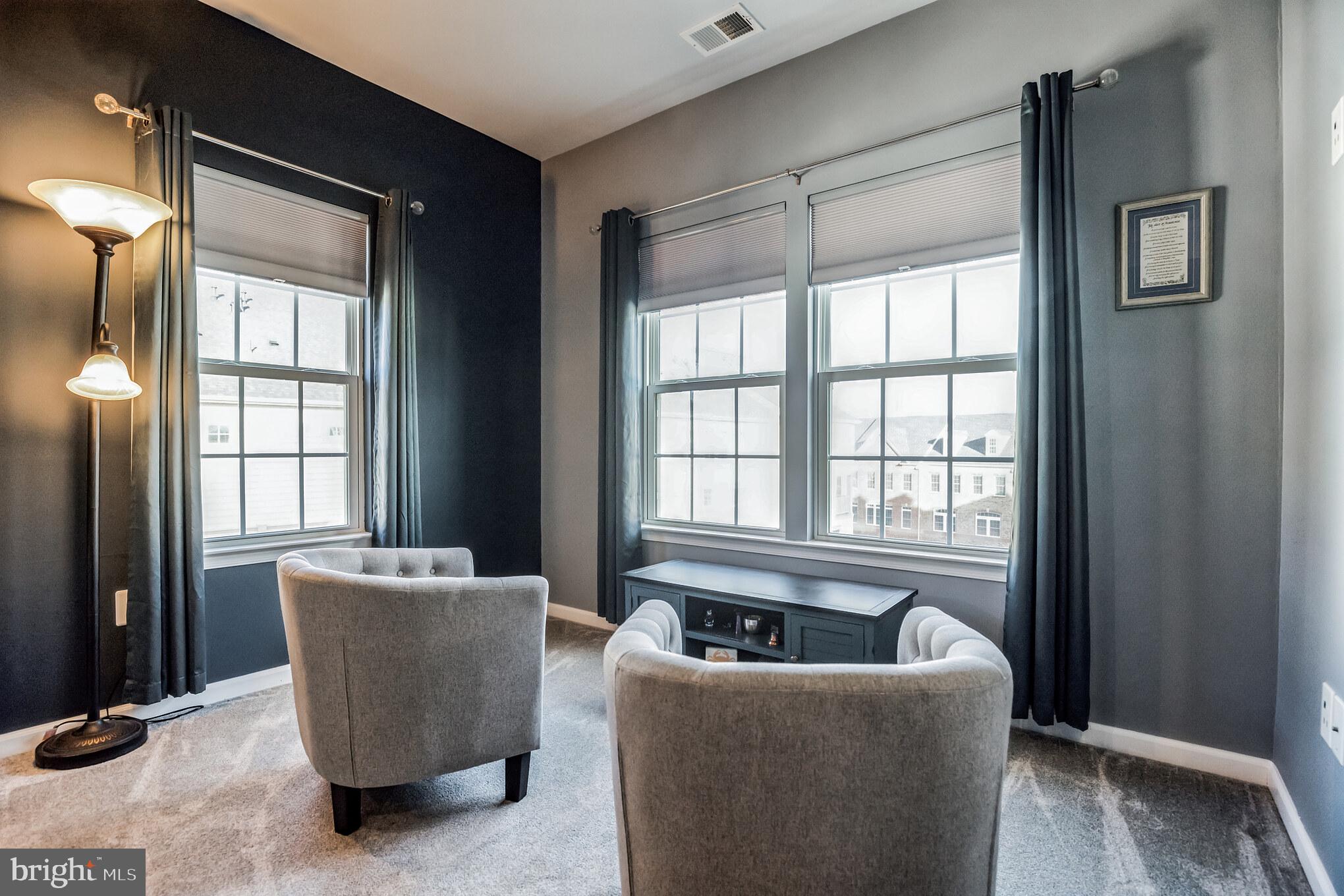 GREENBELT STATION - Residential