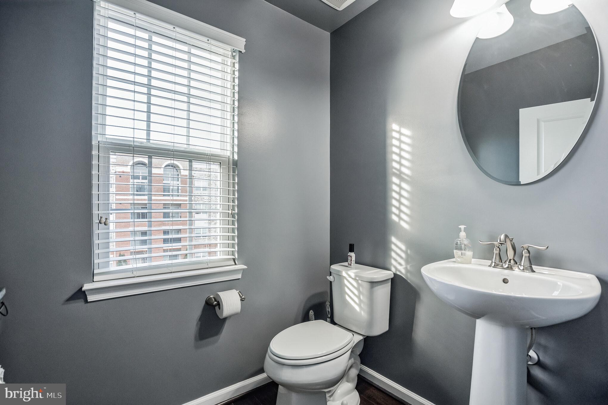 GREENBELT STATION - Residential