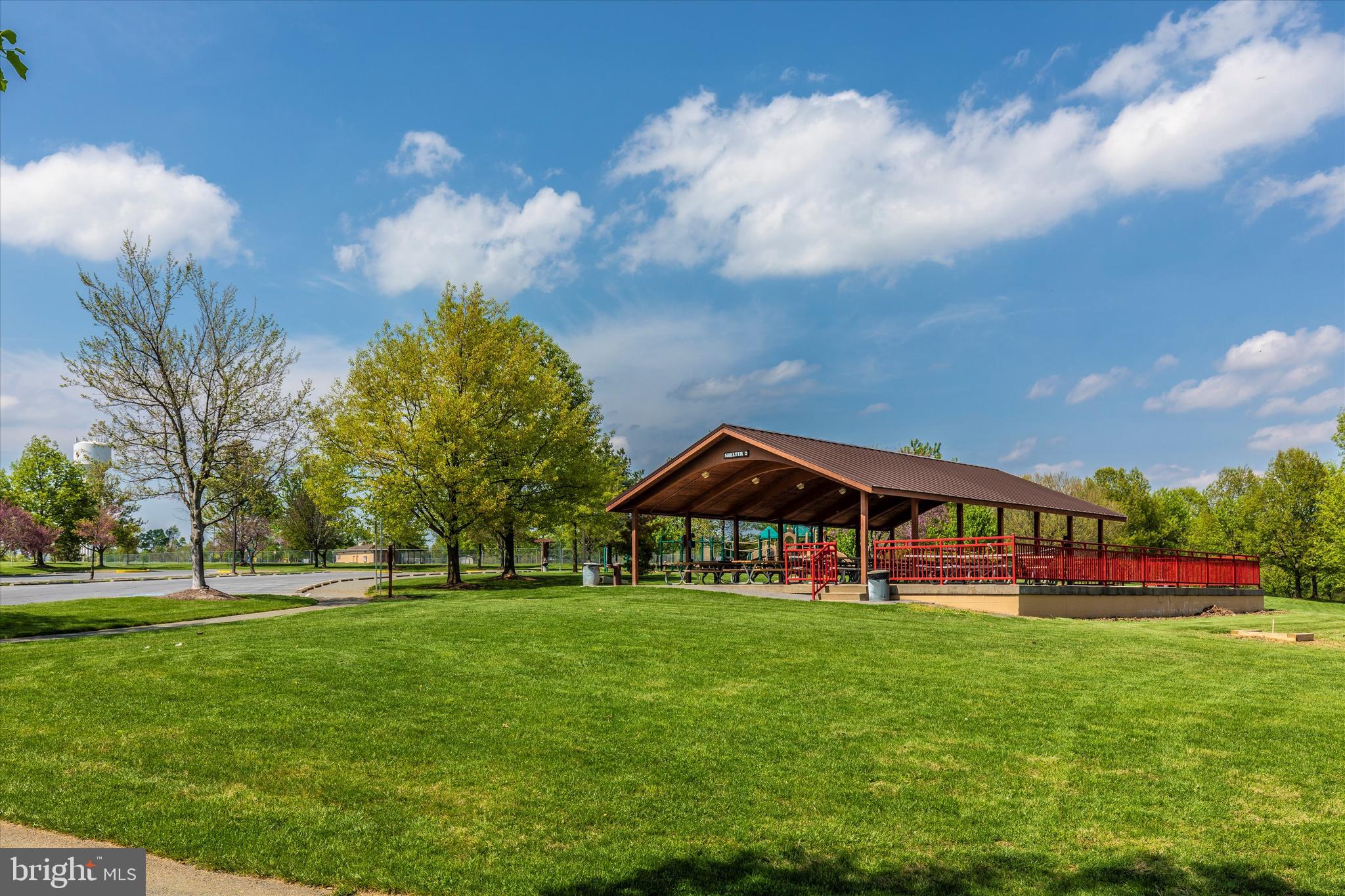 GLENBROOK - Residential