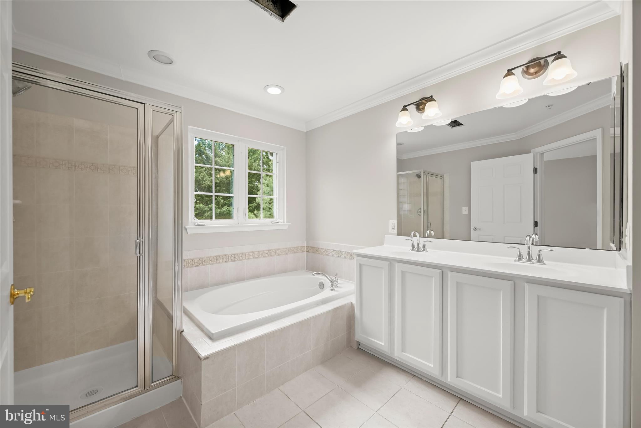 GLENBROOK - Residential