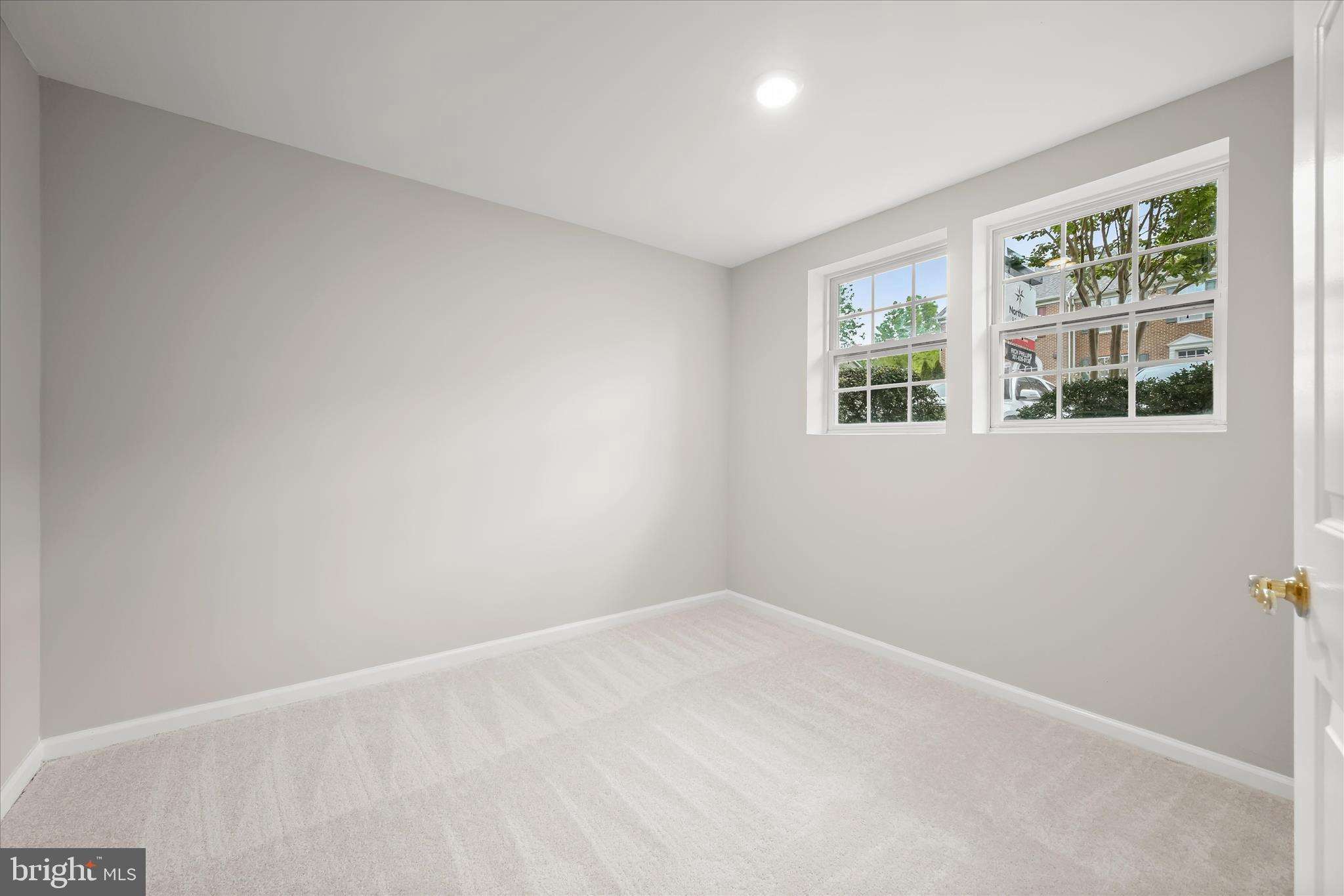 GLENBROOK - Residential