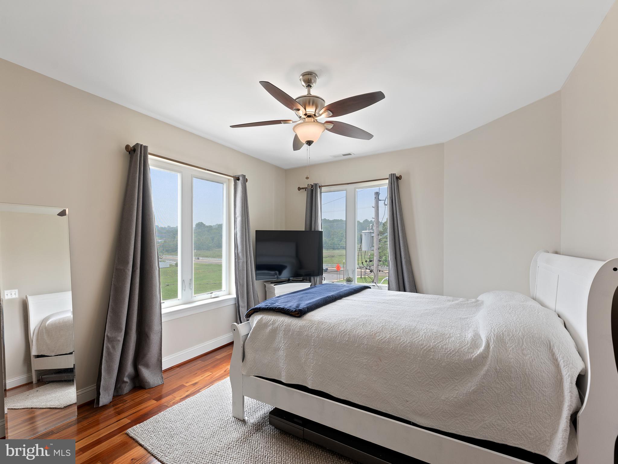 NORTH CHESAPEAKE BEACH - Residential