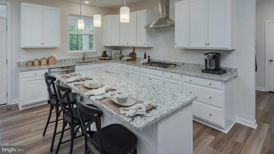 0039 BOLLING DRIVE