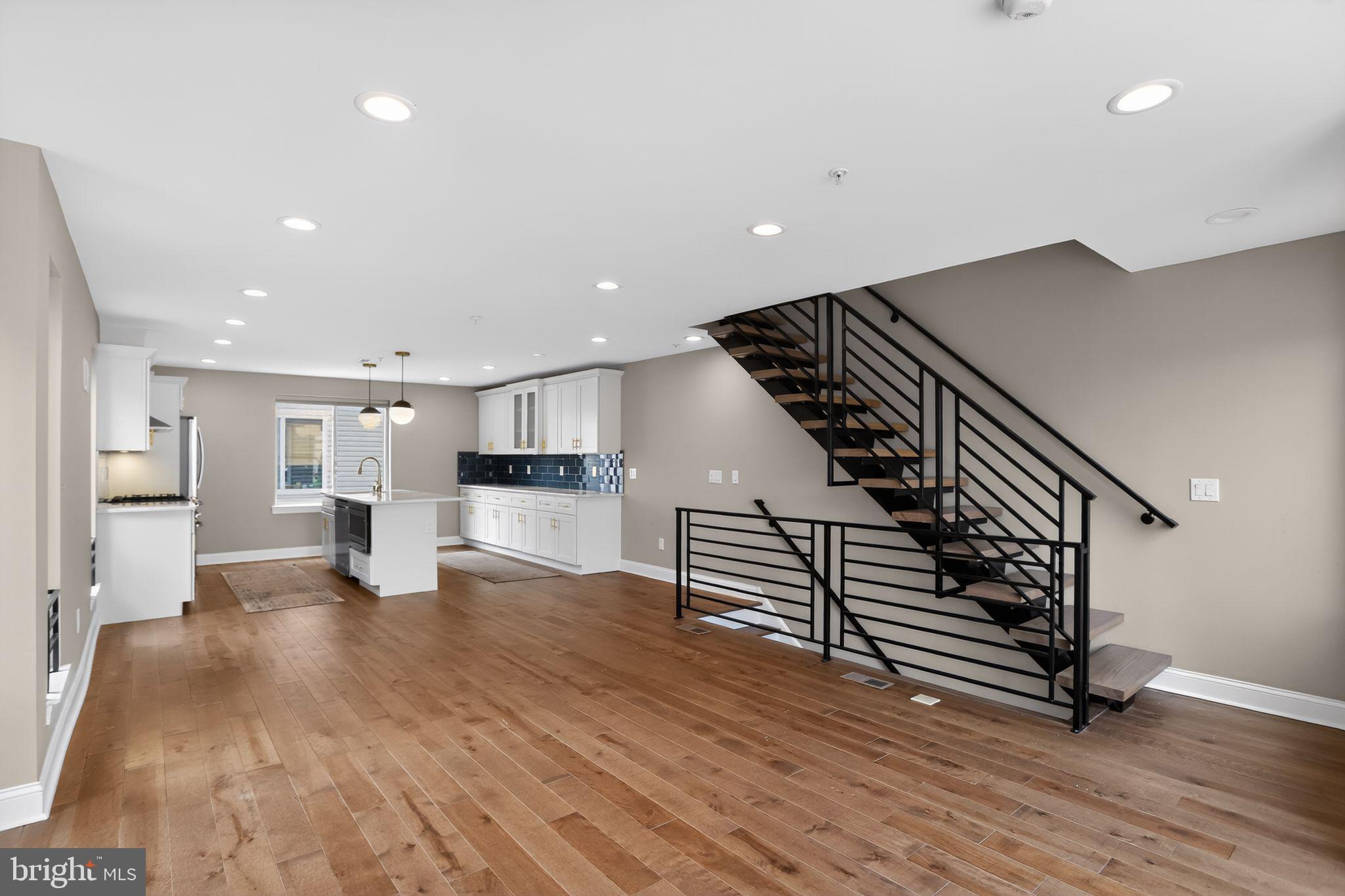 OLDE RICHMOND - Residential