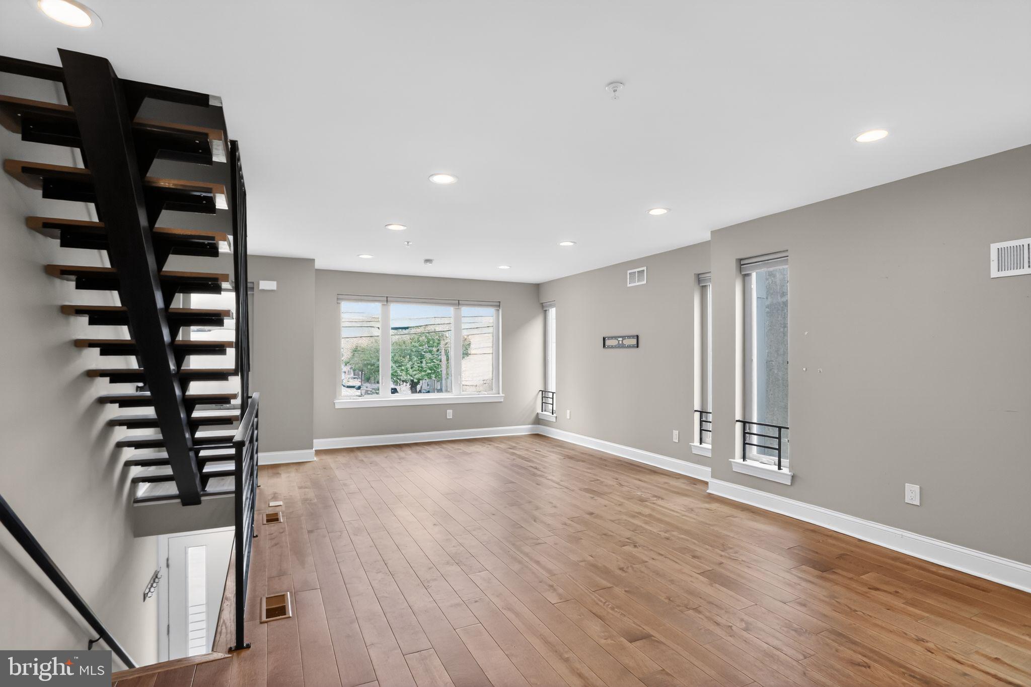 OLDE RICHMOND - Residential