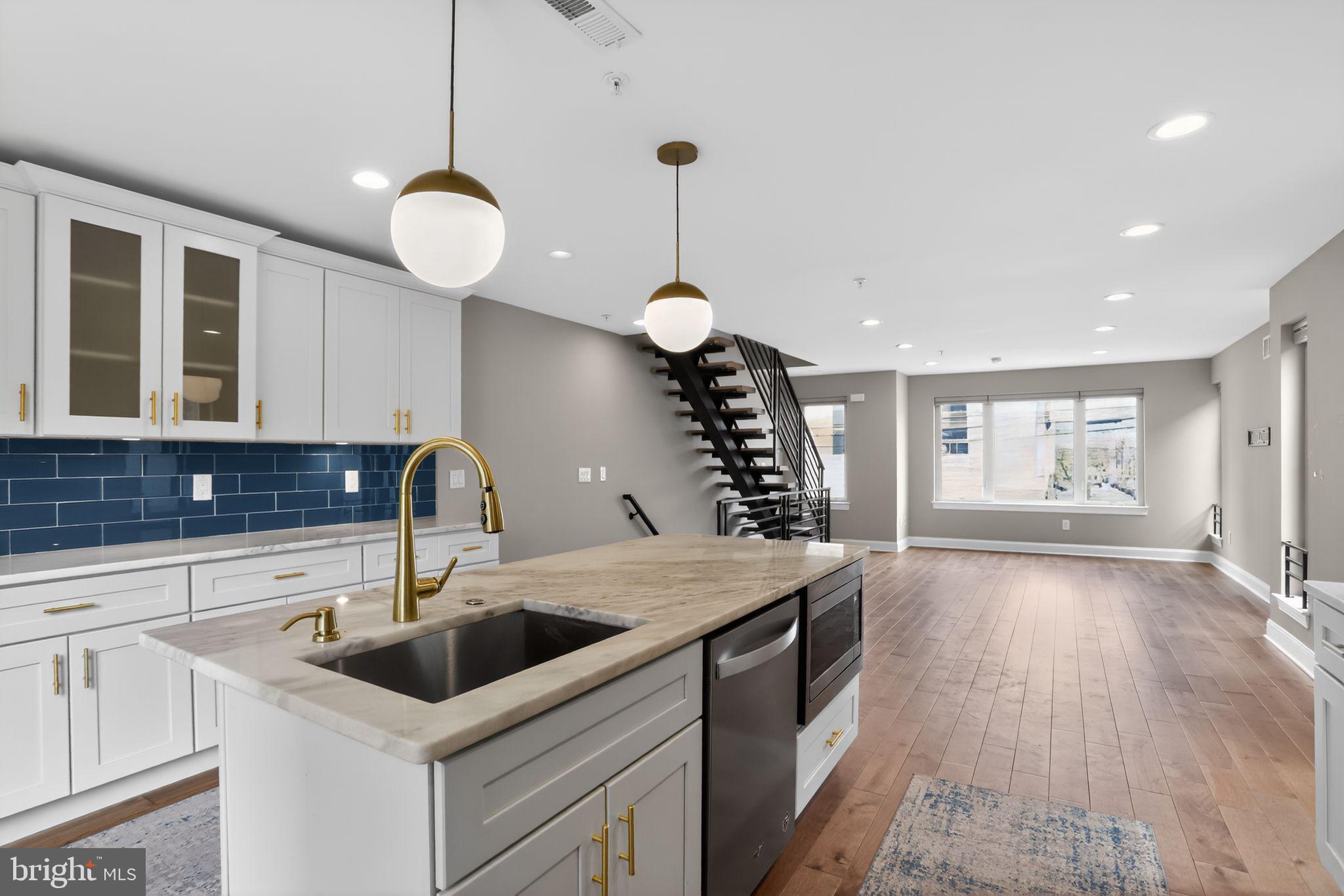 OLDE RICHMOND - Residential