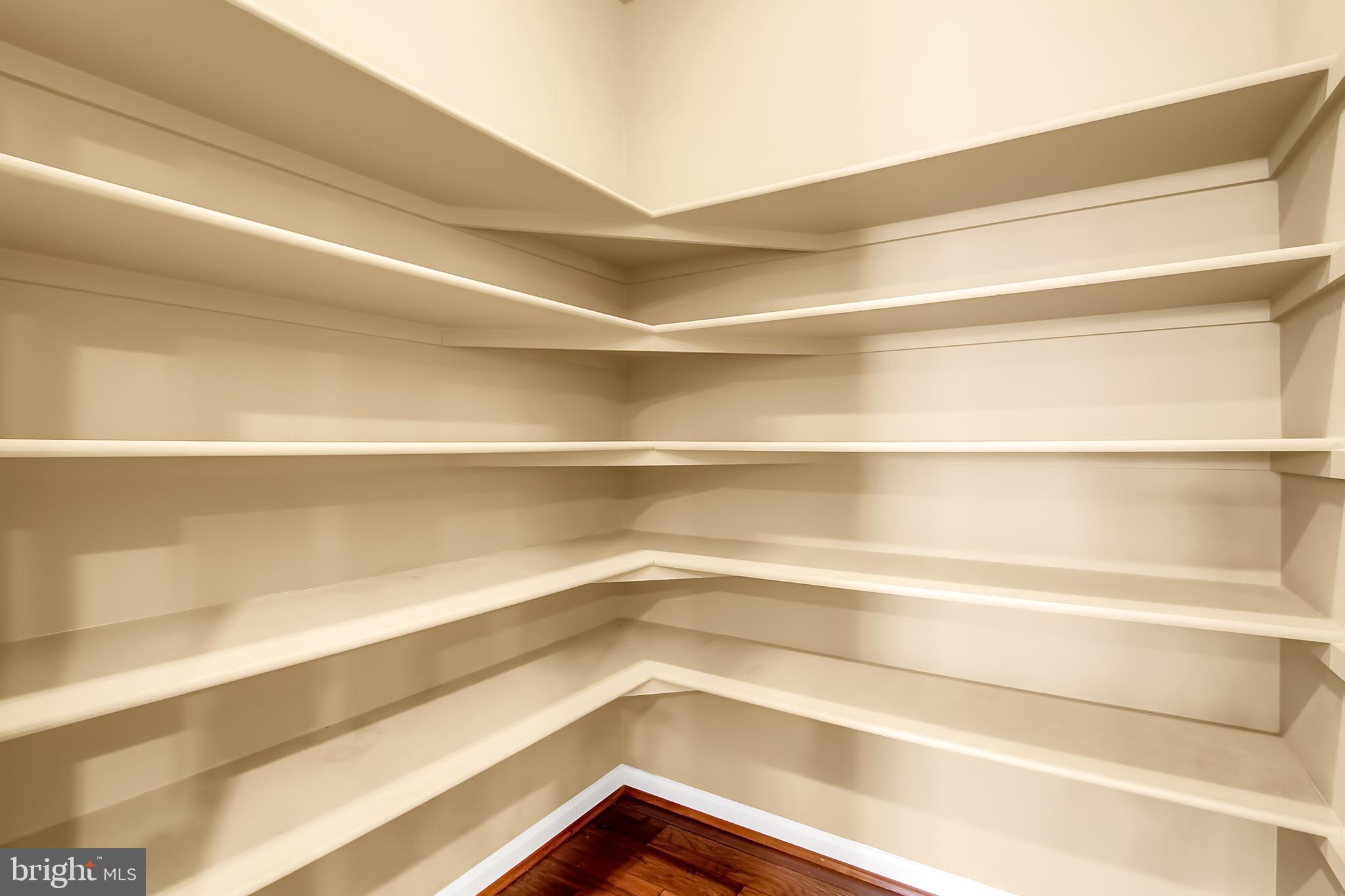 BLAKES LEGACY - Residential