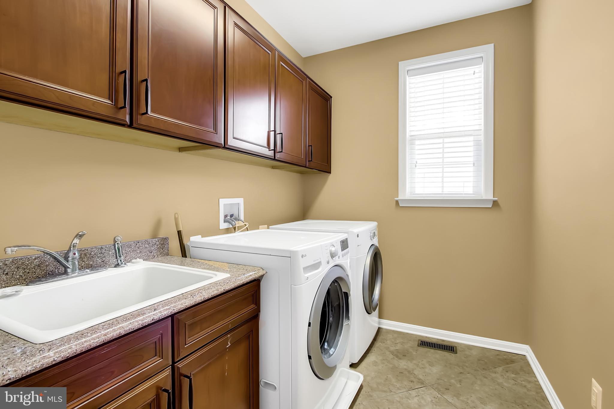 BLAKES LEGACY - Residential