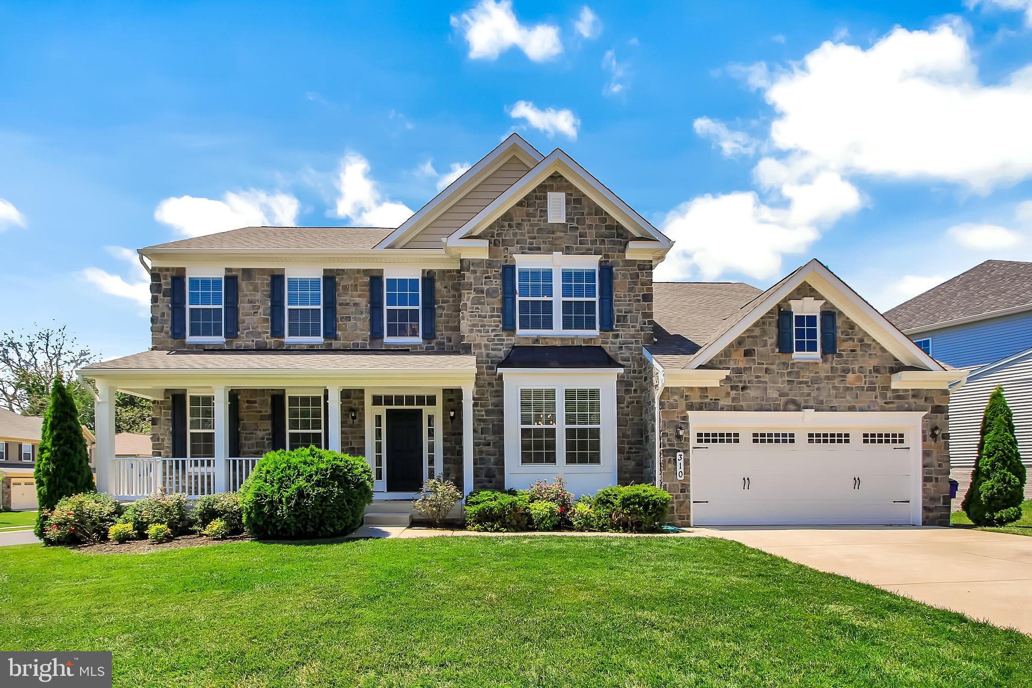 BLAKES LEGACY - Residential