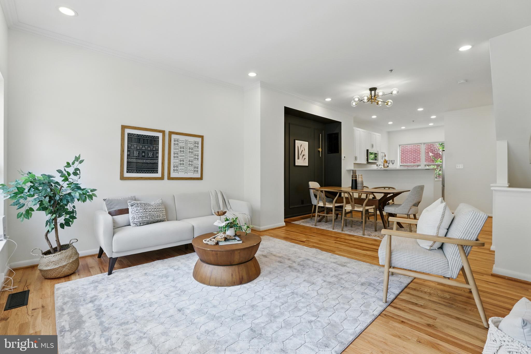 2127 12TH PLACE NW