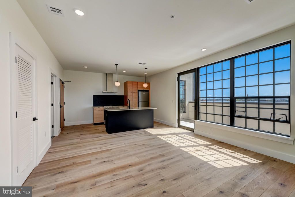 Photo of 1701 N 2nd Street #606, PHILADELPHIA, PA 19122 (MLS # PAPH2563358)