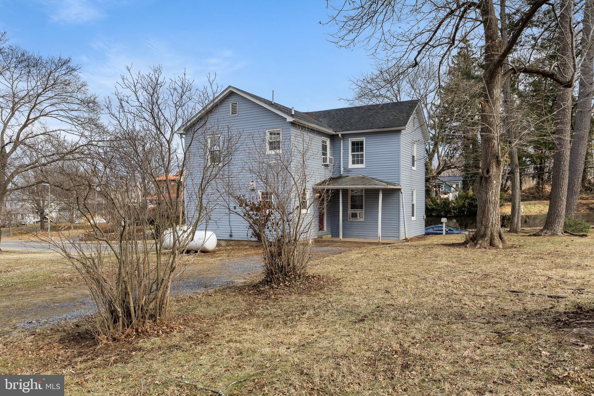 TOWN OF WOODSTOCK - Residential