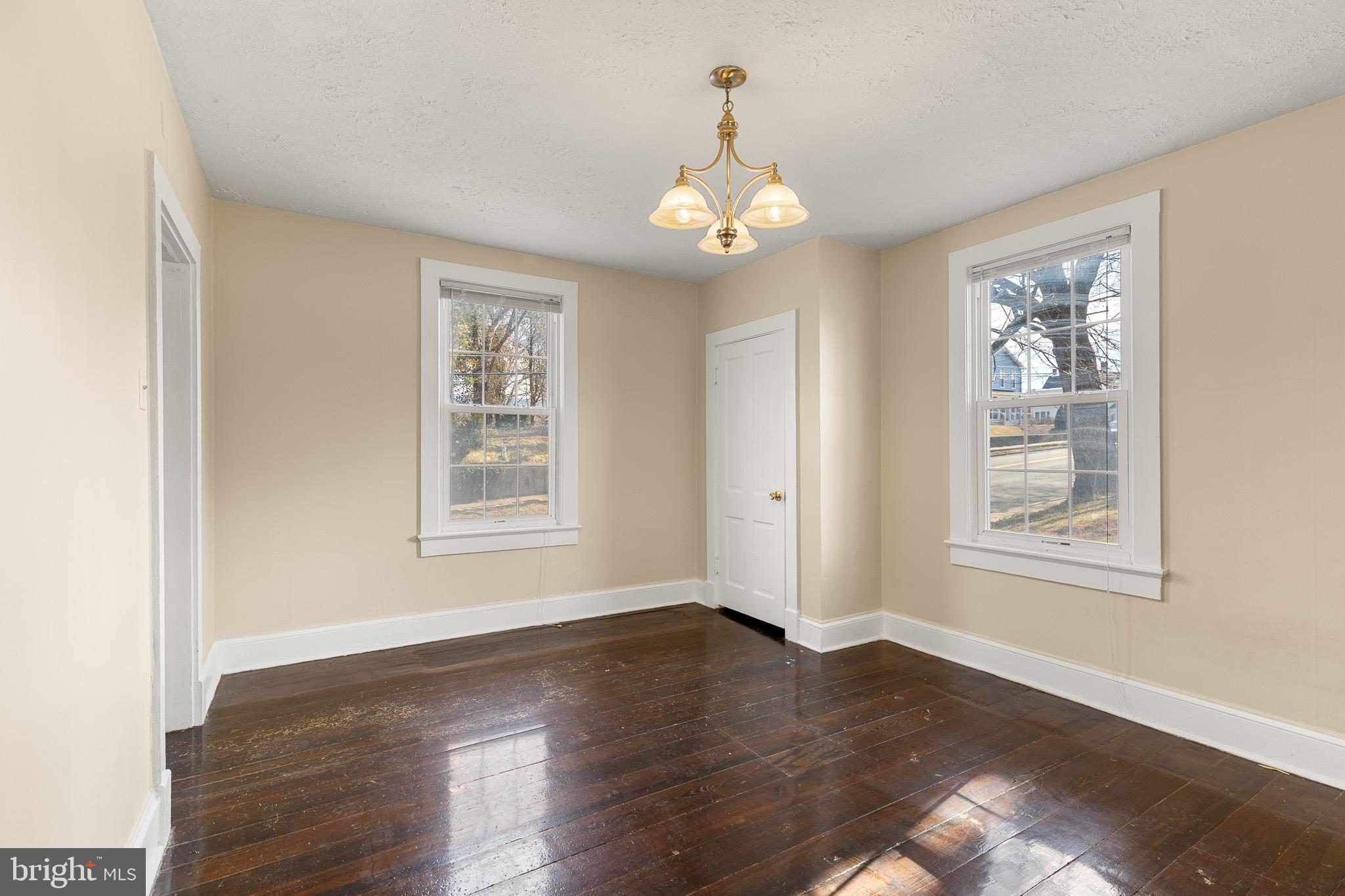 TOWN OF WOODSTOCK - Residential