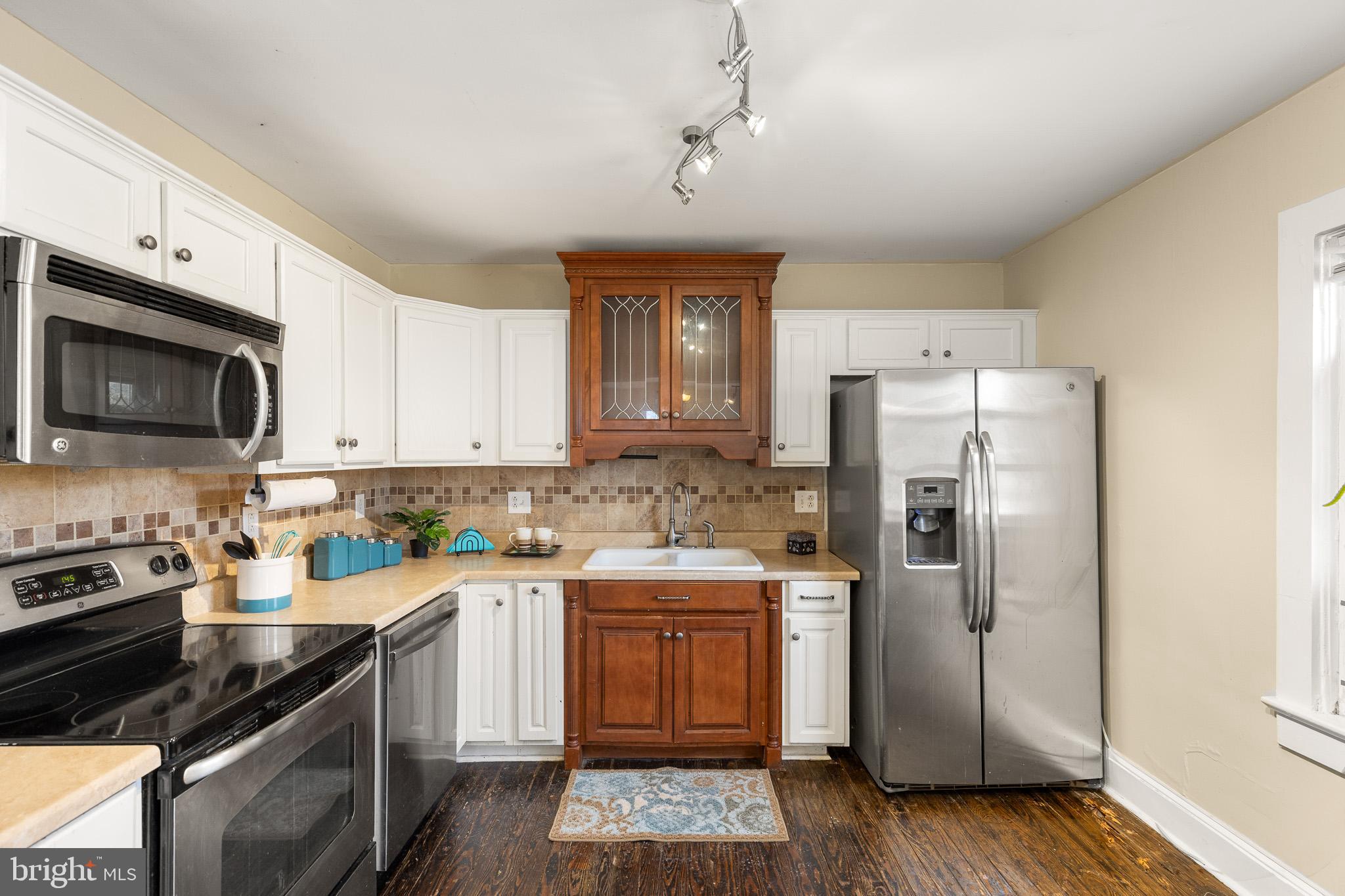 TOWN OF WOODSTOCK - Residential