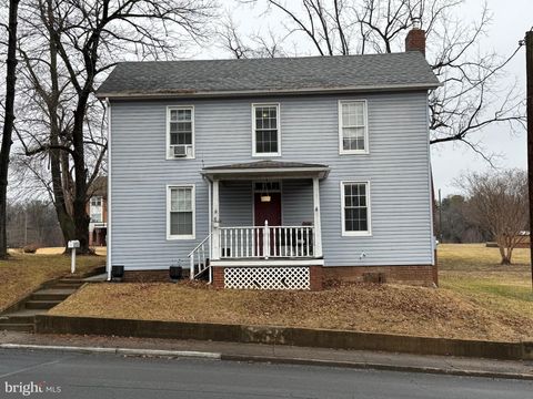 530 S MAIN STREET WOODSTOCK VA 22664