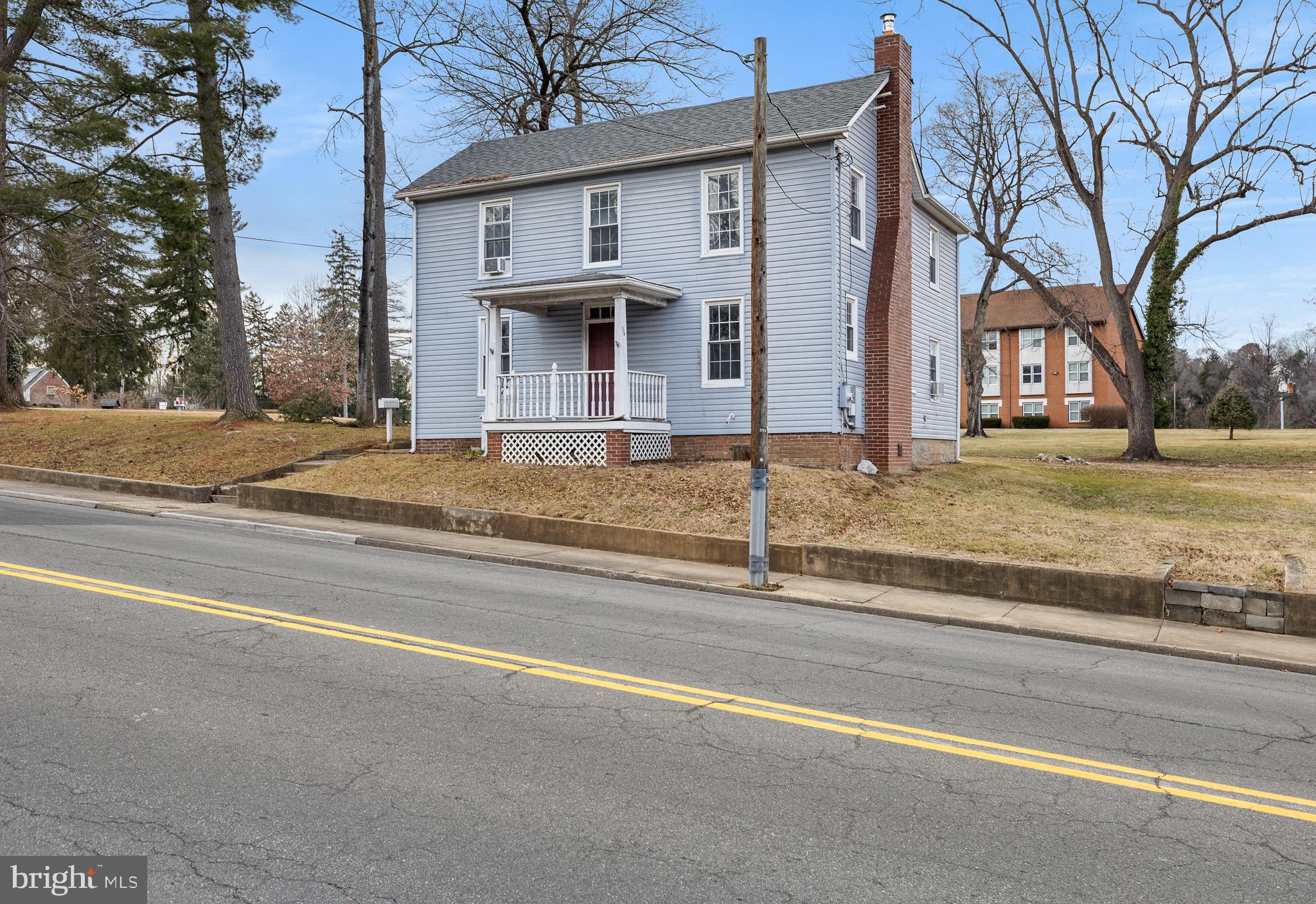 TOWN OF WOODSTOCK - Residential