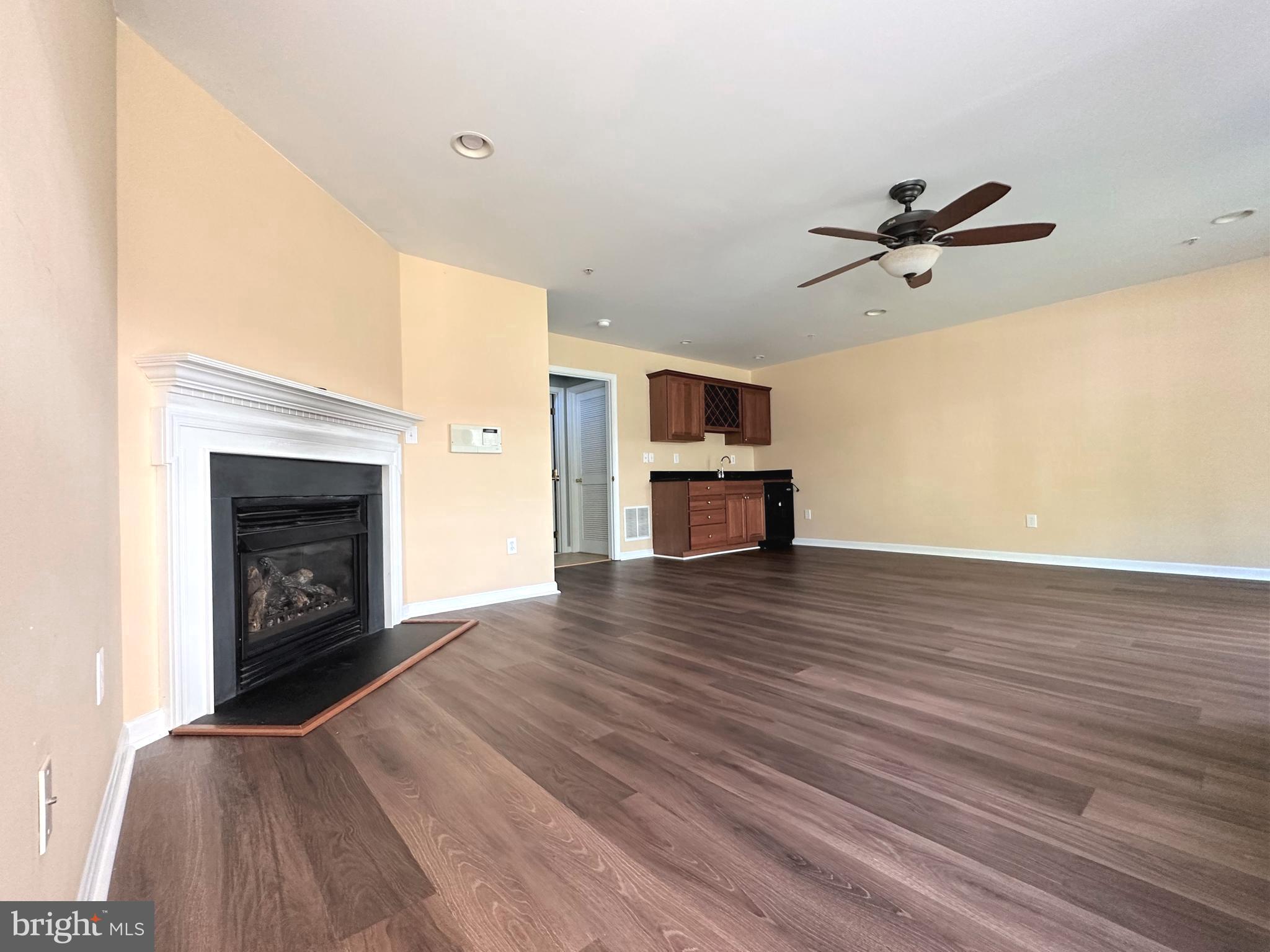 MALLARD LANDING - Residential