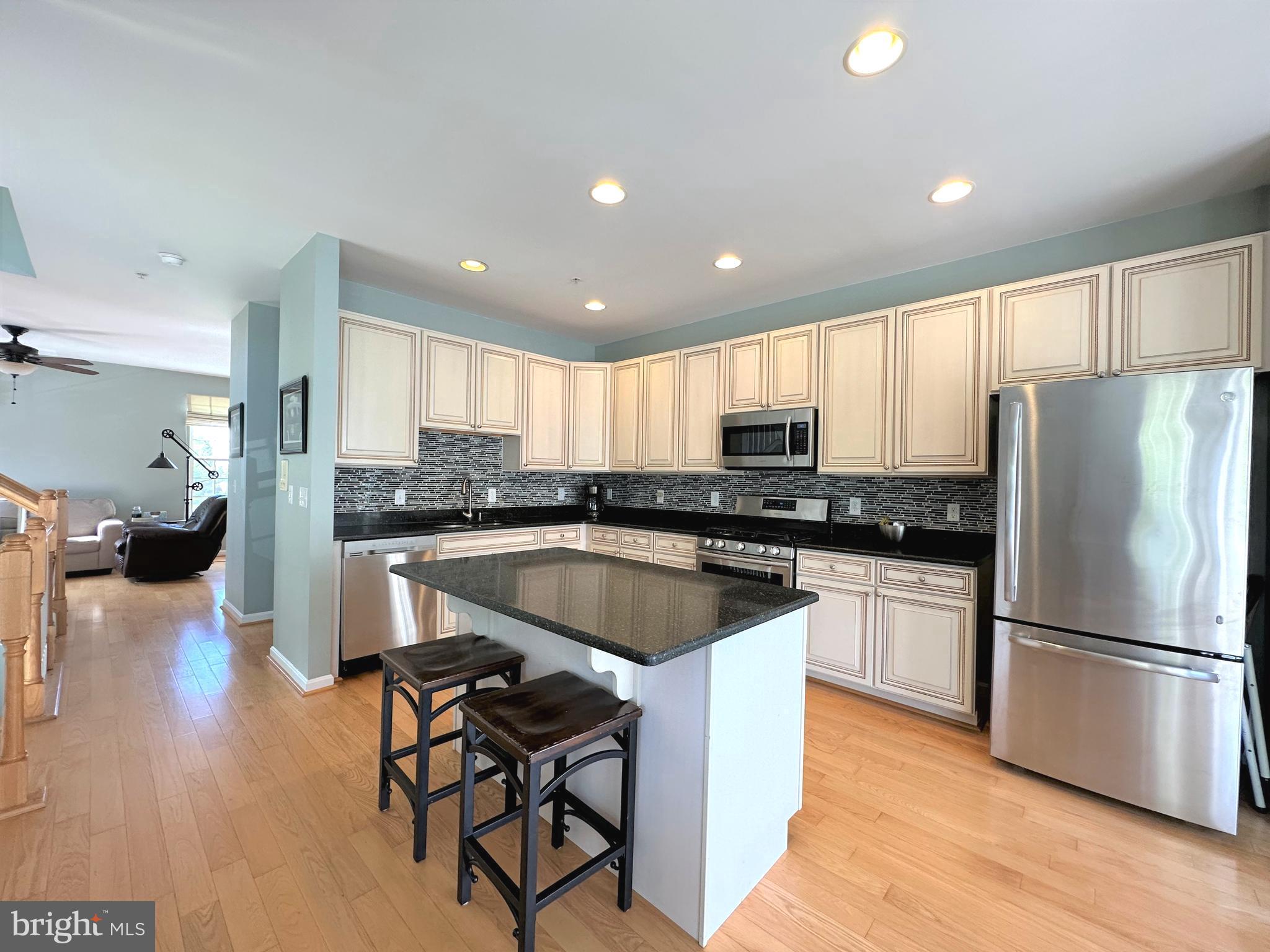 MALLARD LANDING - Residential