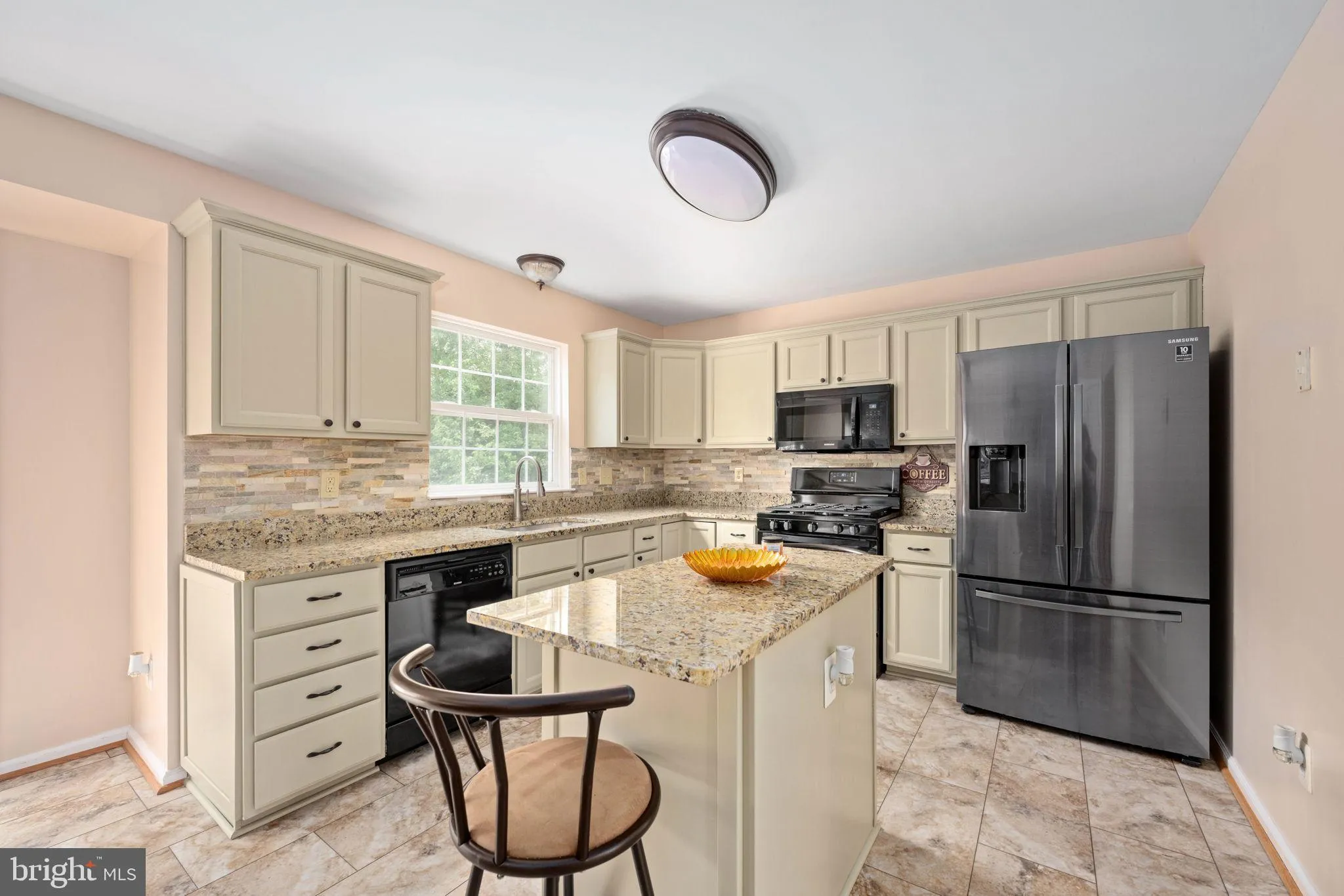 Fredericksburg, Virginia 22406, United States, 4 Bedrooms Bedrooms, ,3 BathroomsBathrooms,Residential,Active,174091