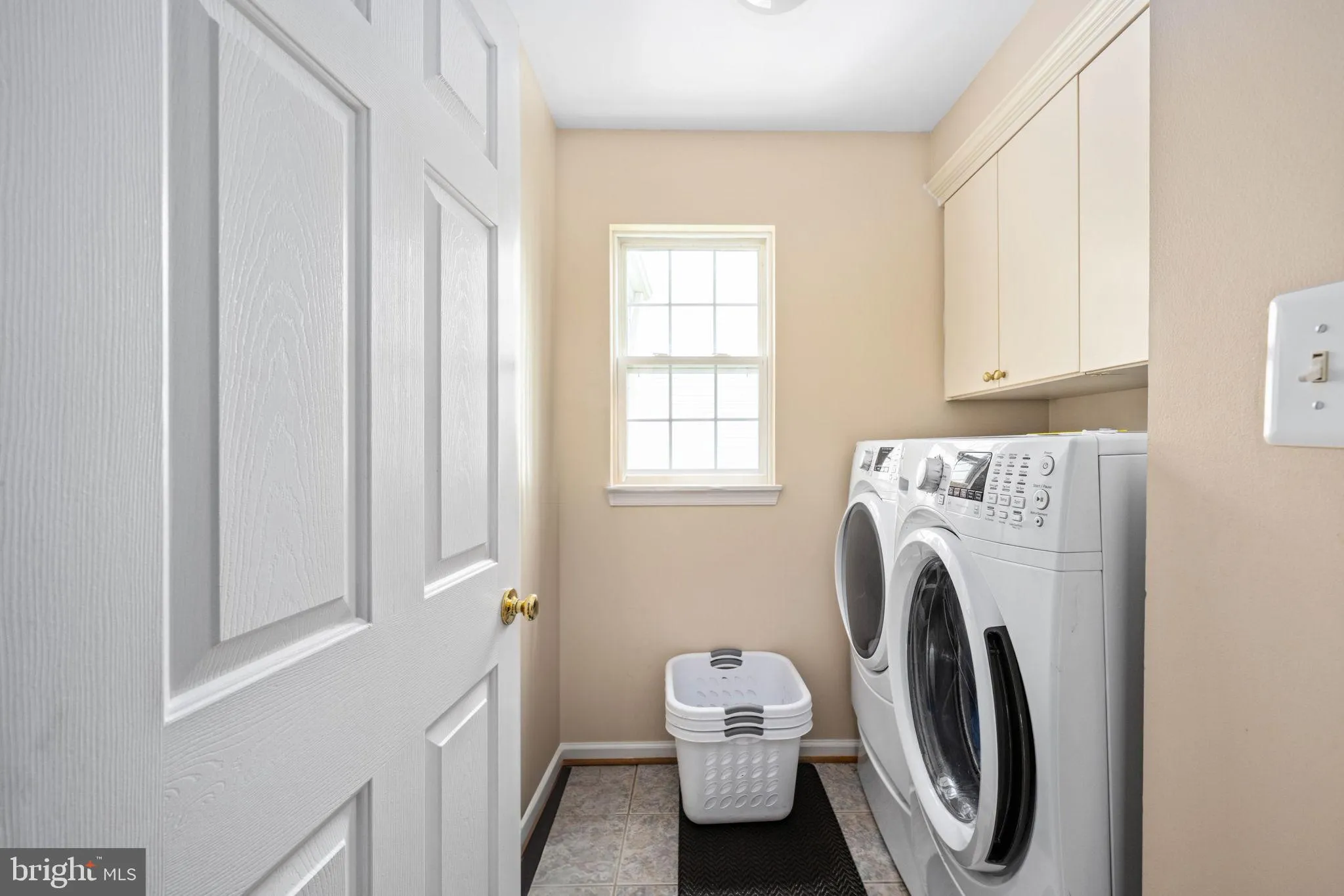 Fredericksburg, Virginia 22406, United States, 4 Bedrooms Bedrooms, ,3 BathroomsBathrooms,Residential,Active,174091